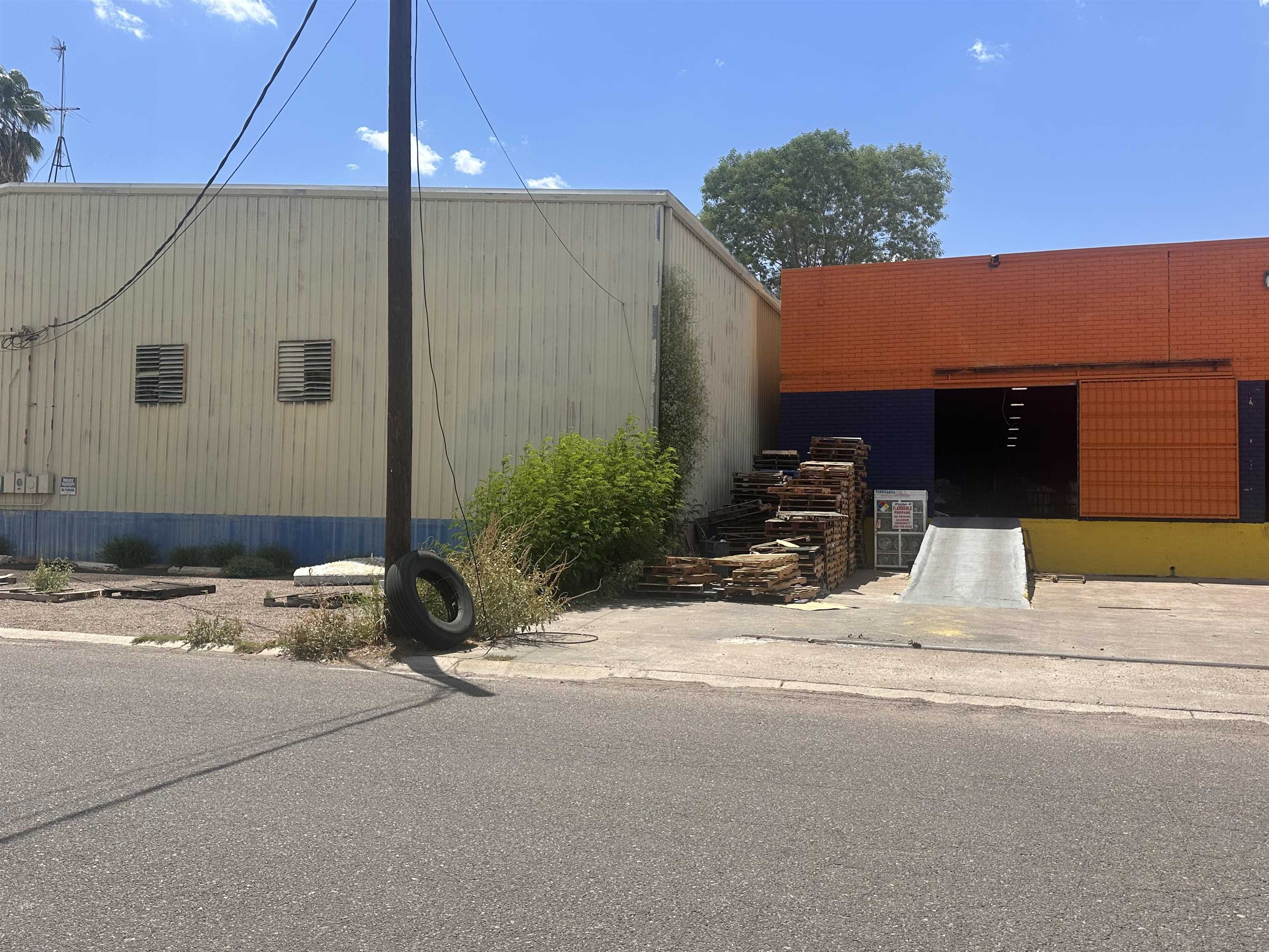 4603 Warehouse Ln Property Photo 3