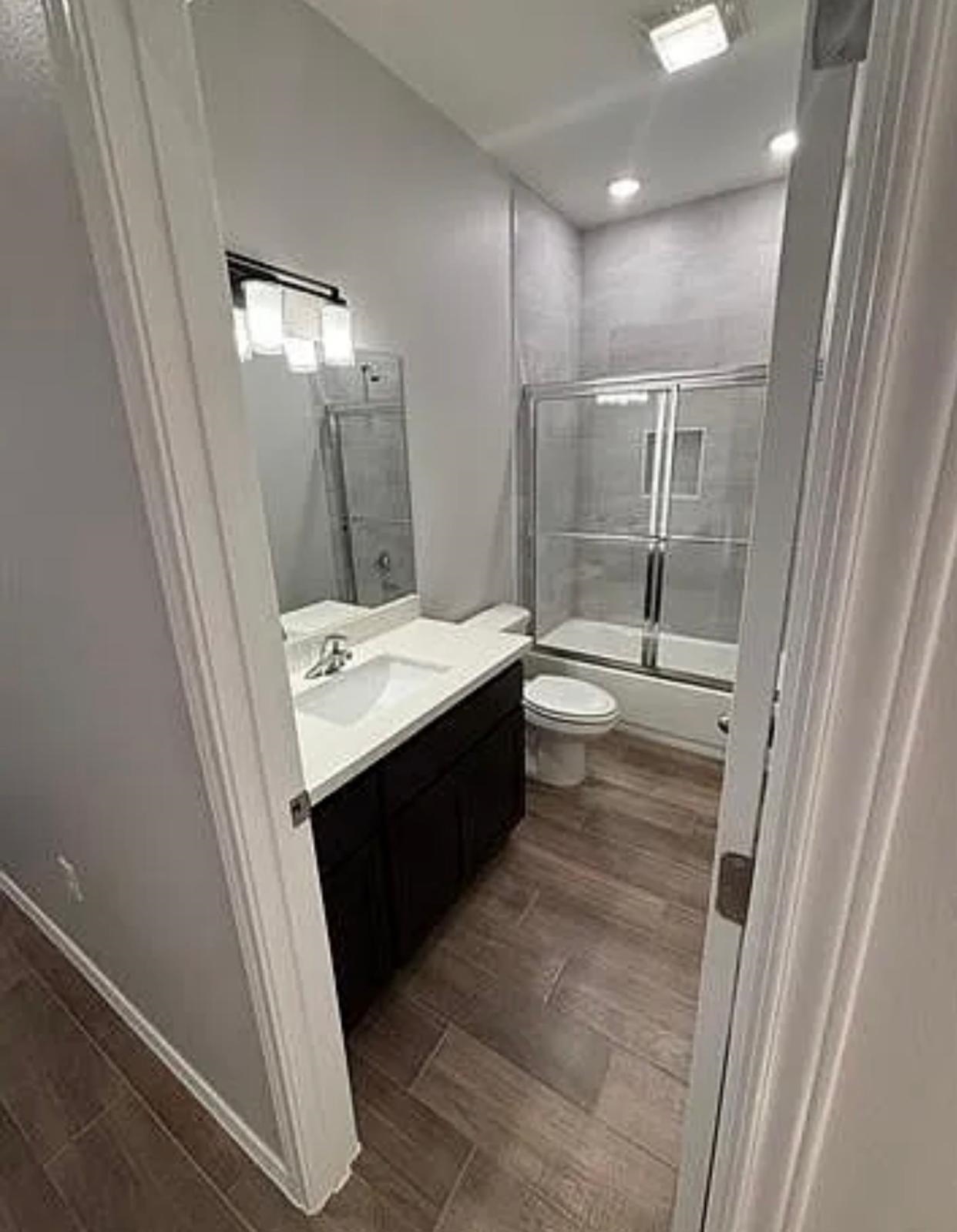 5807 Colegio Ln. Property Photo 8