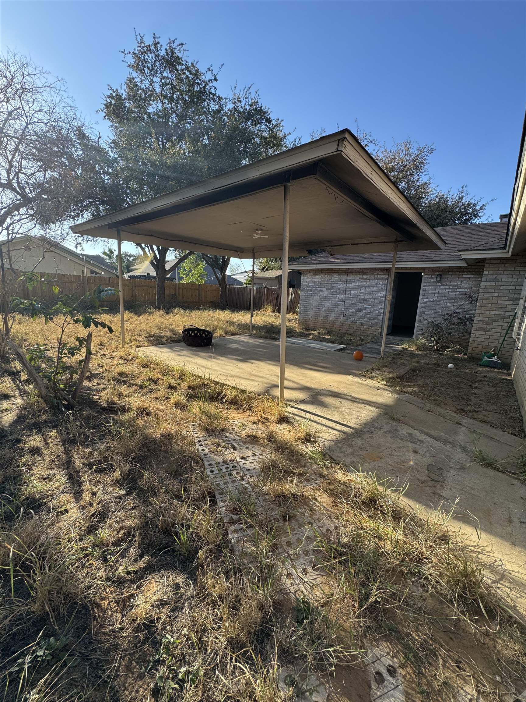 404 Venado Ct Property Photo 18