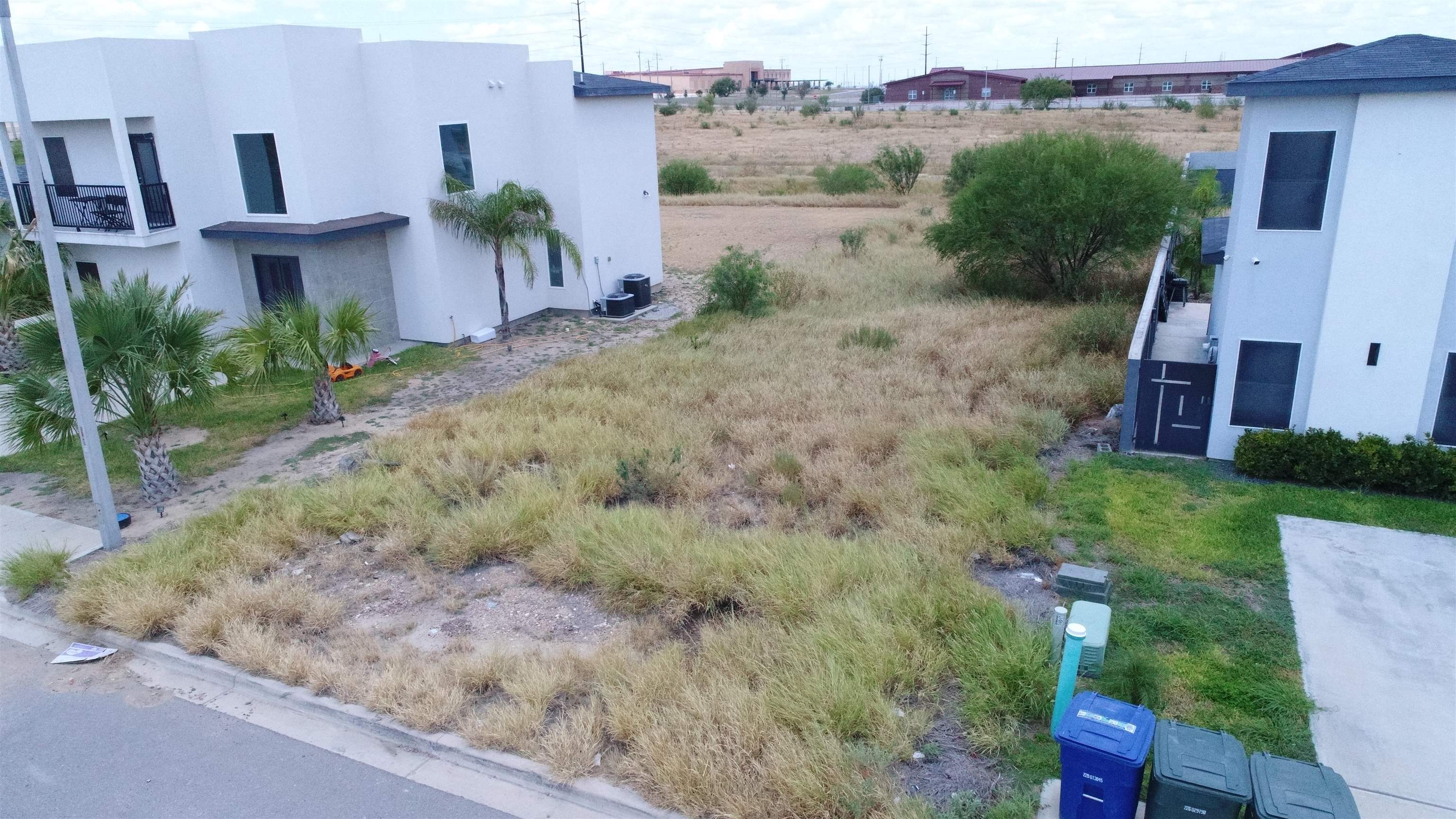 6920 Molinos Dr Property Photo 2