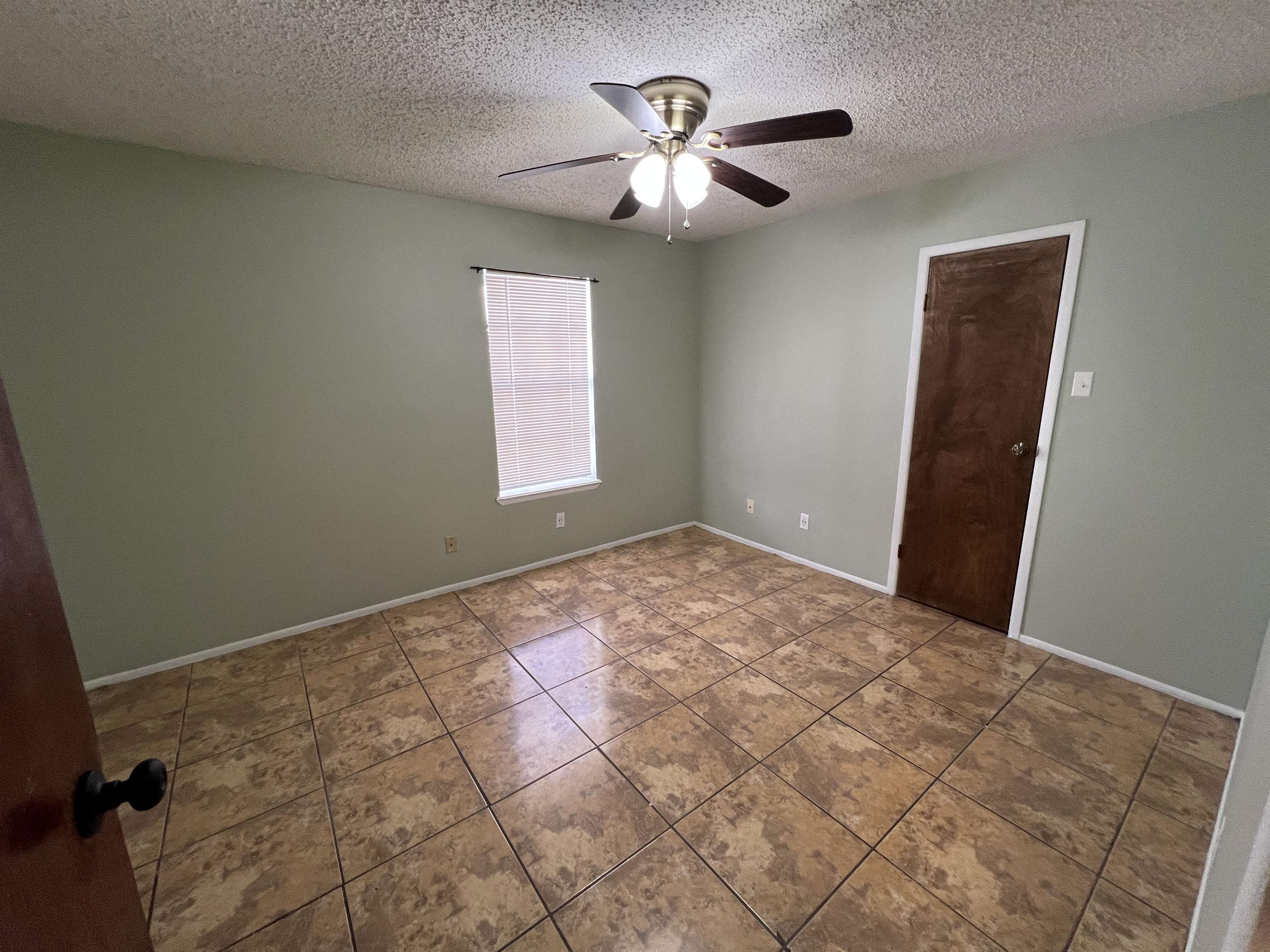 4553 Hachar Ln Property Photo 9