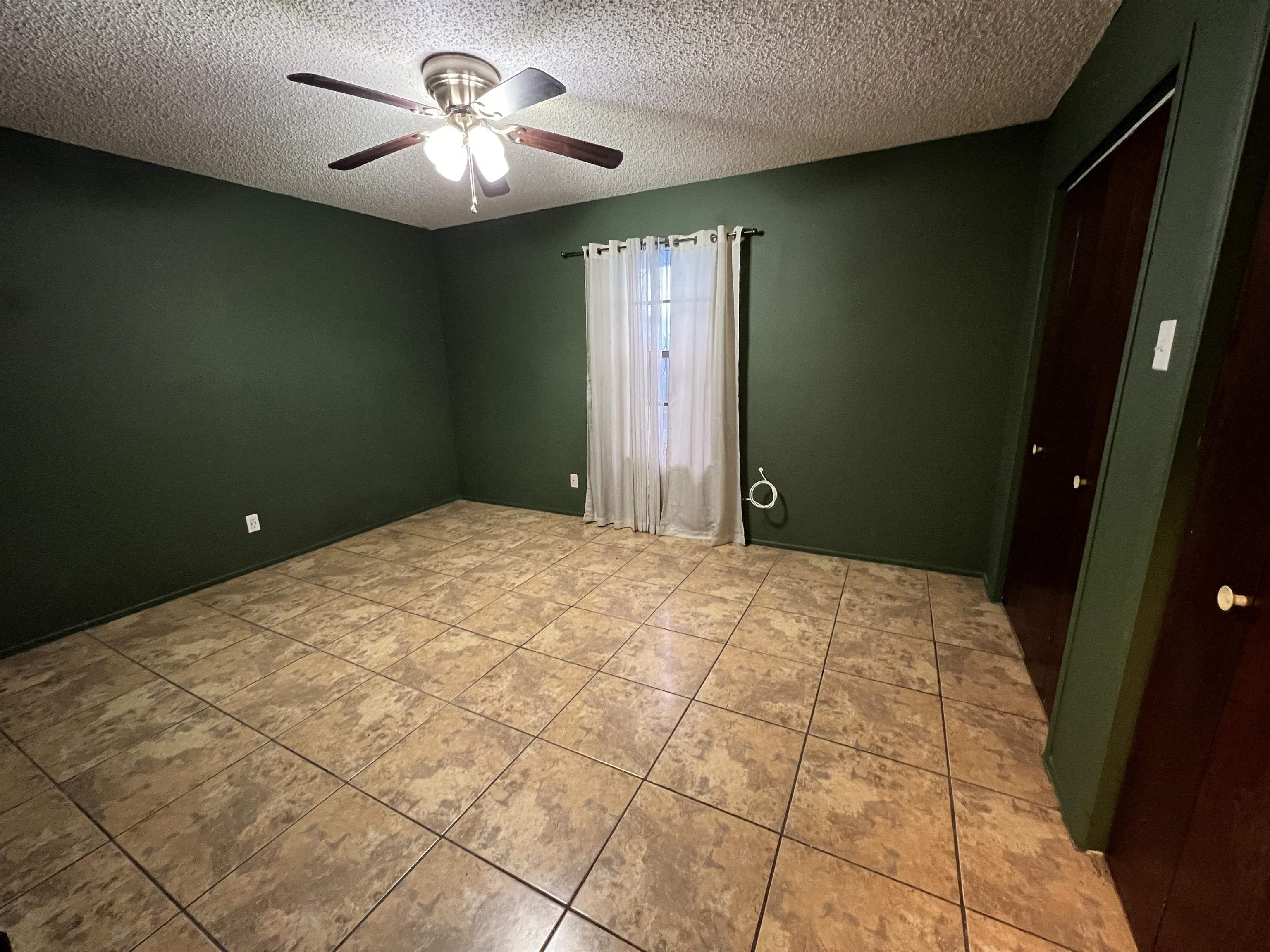 4553 Hachar Ln Property Photo 11