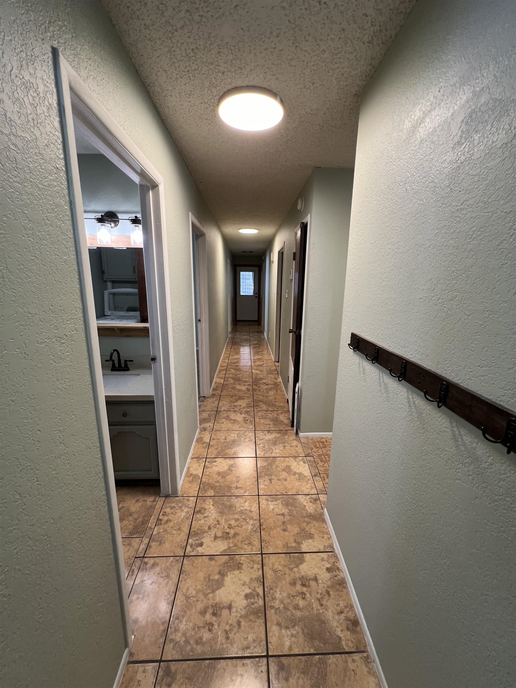 4553 Hachar Ln Property Photo 14