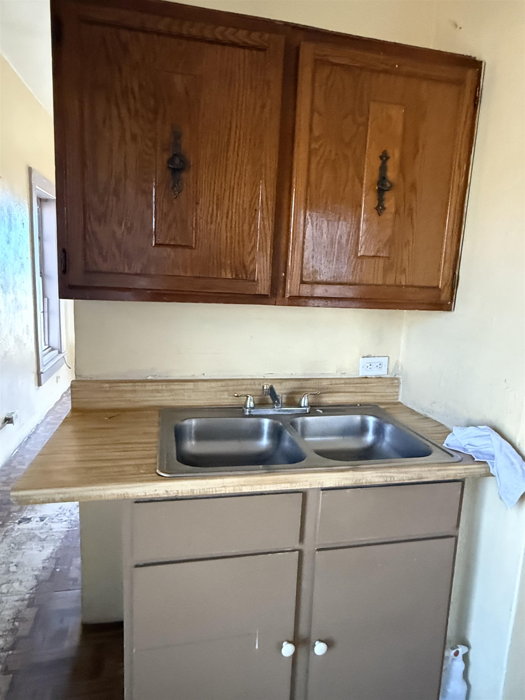 3315 San Agustin Ave 1 Property Photo 7