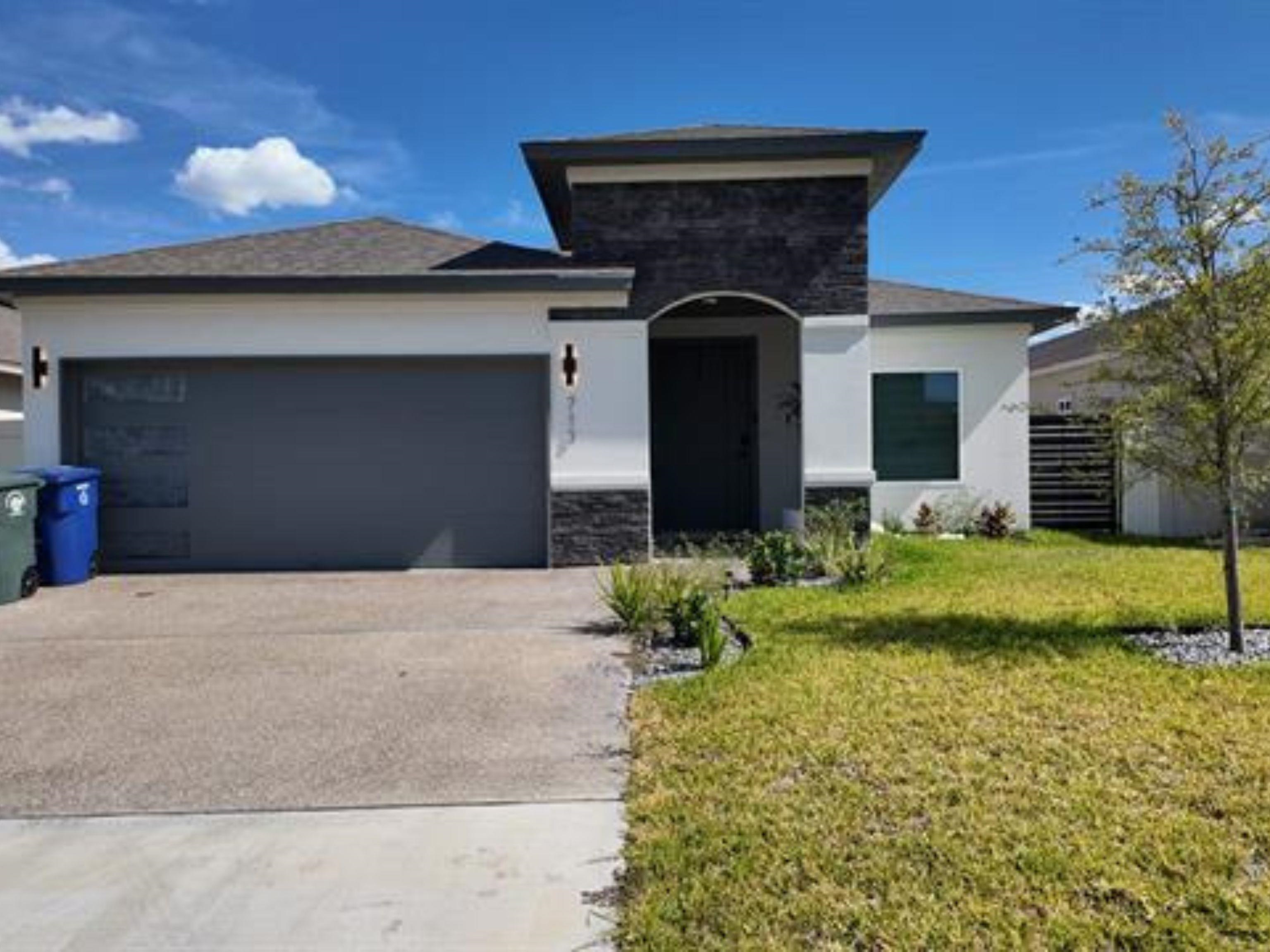 713 Journey Loop Property Photo 1