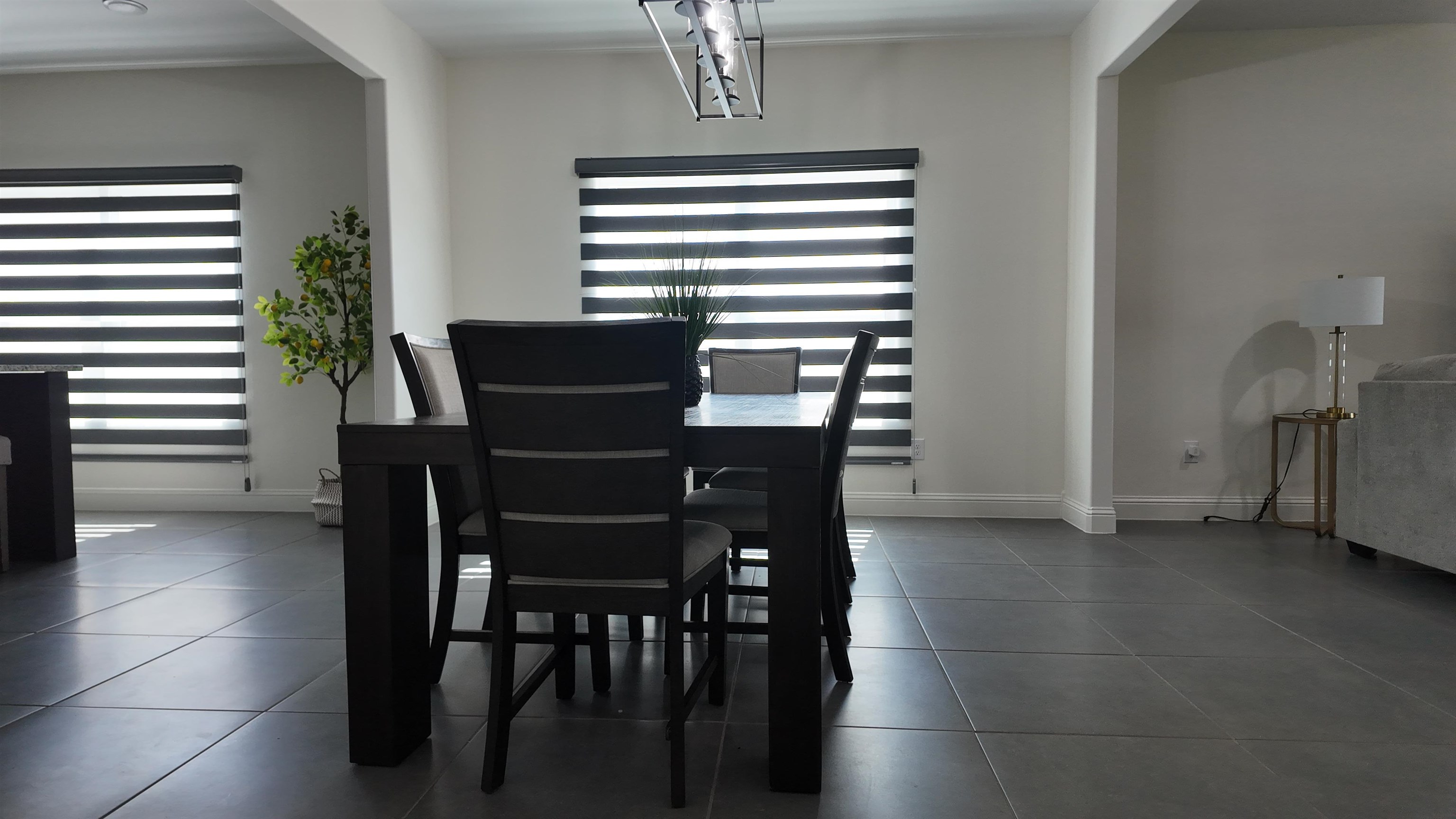 713 Journey Loop Property Photo 6