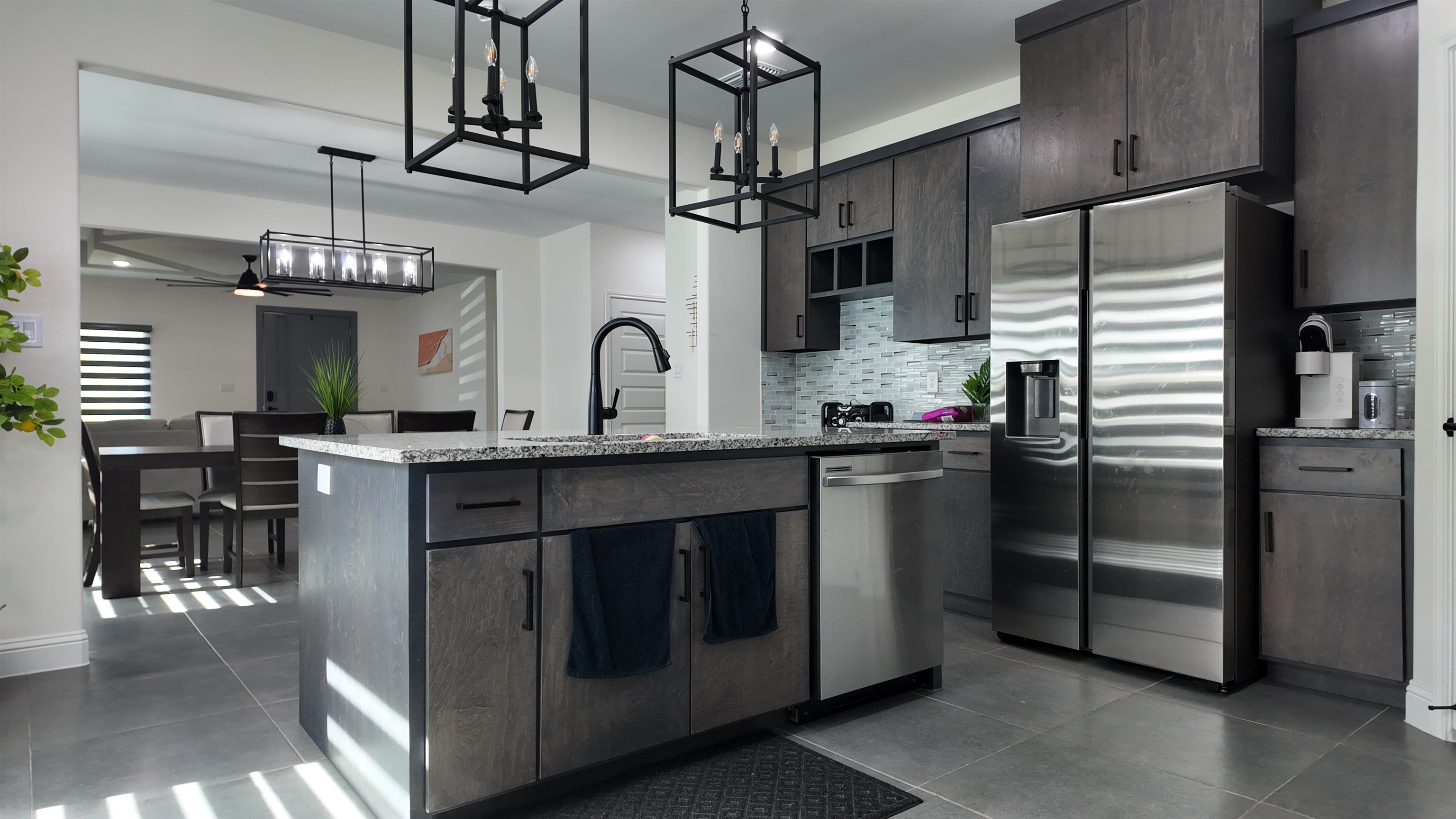 713 Journey Loop Property Photo 8