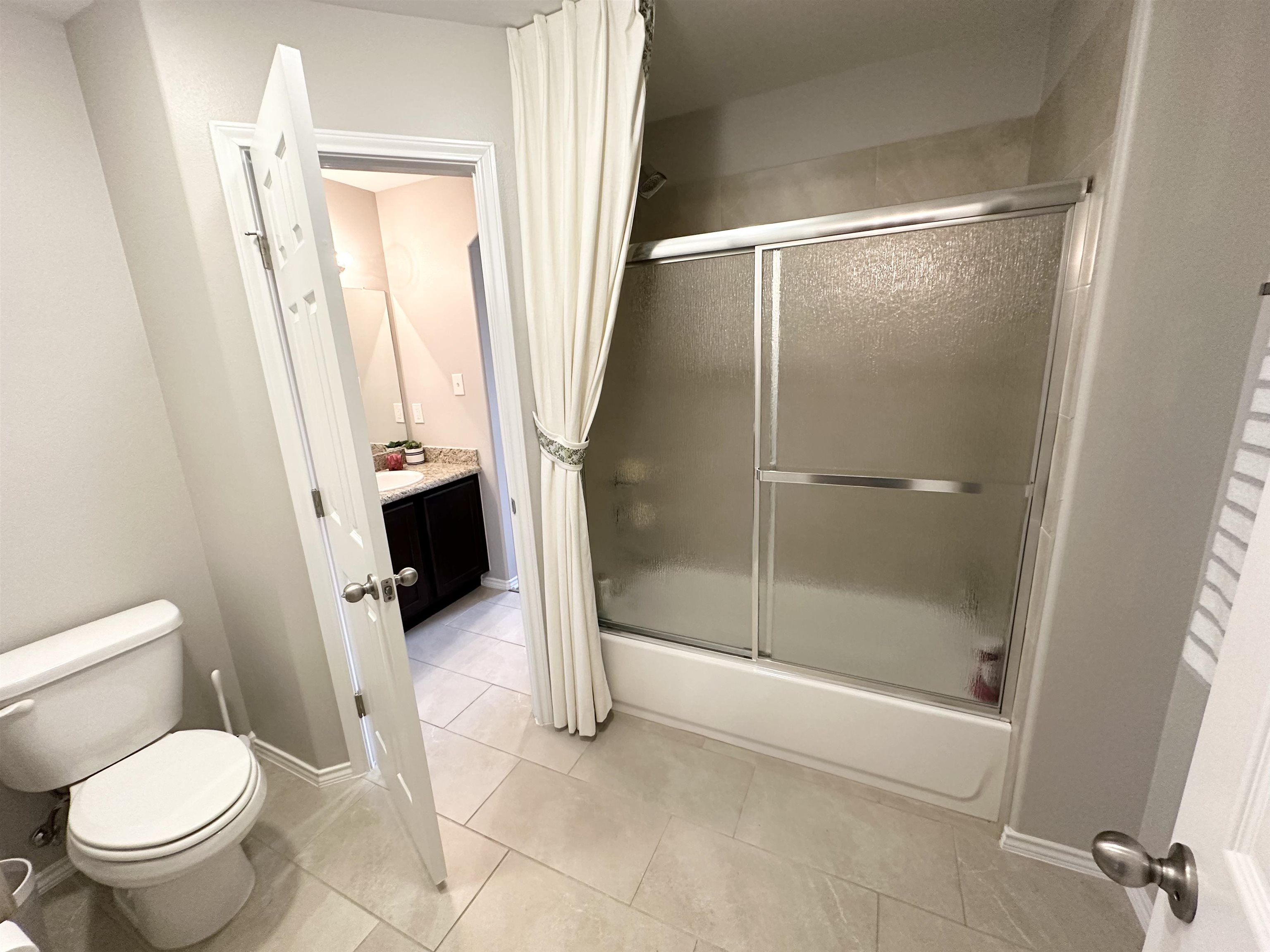 310 Baywater Hill Ln Property Photo 10