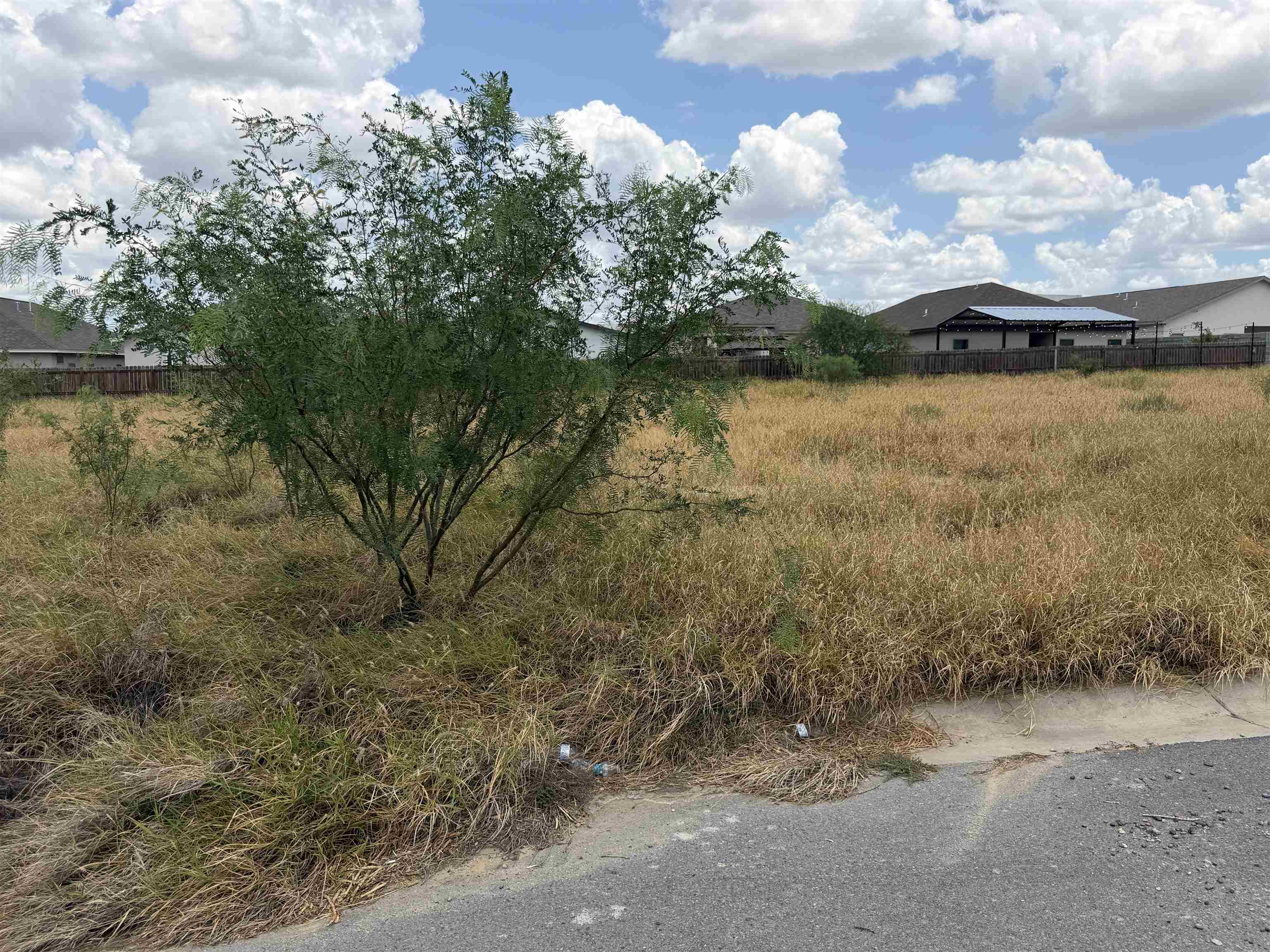 1425 El Zarape Ln. Property Photo 5