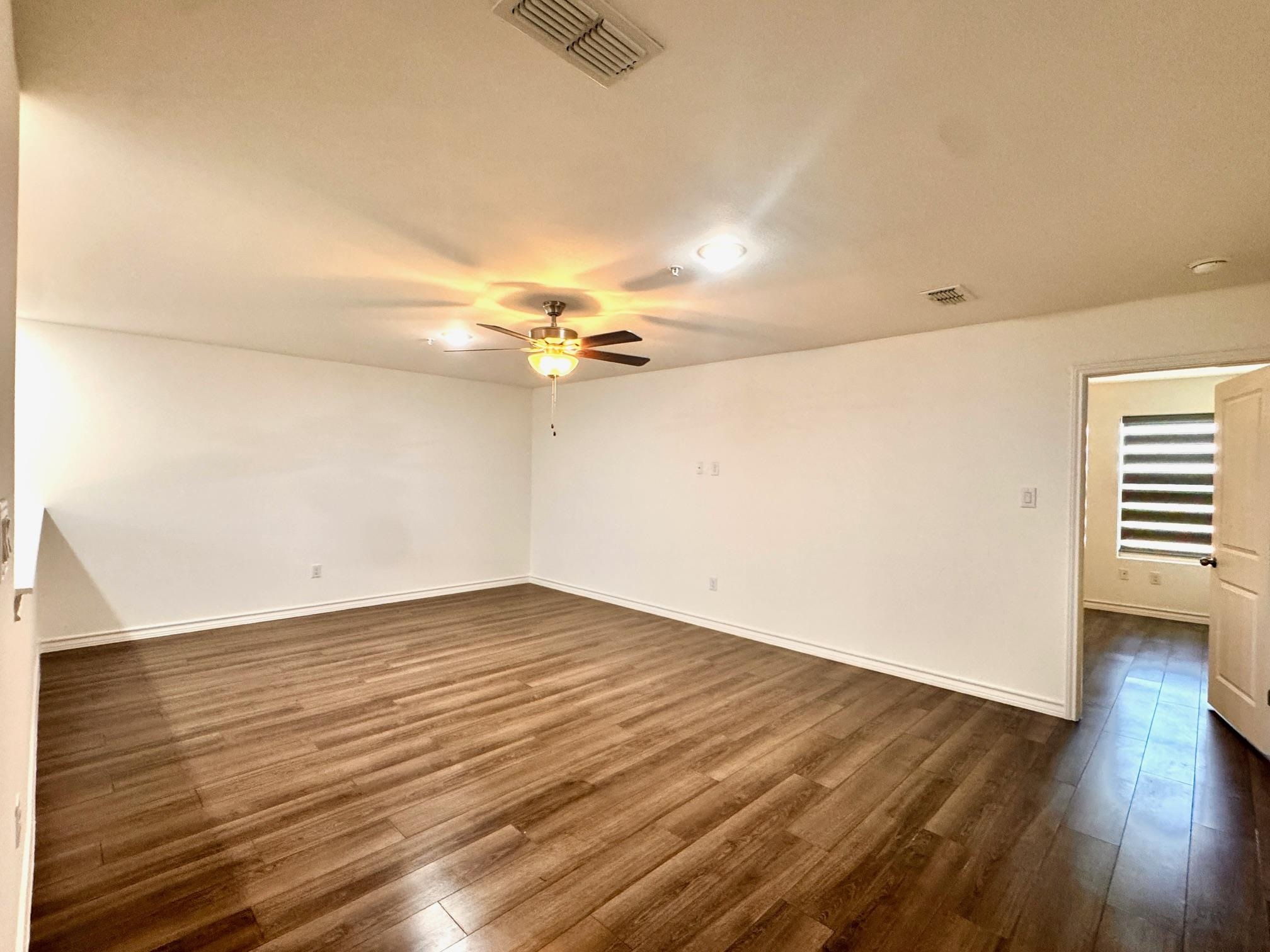 9913 Kaspar Dr. 9913 Property Photo 28