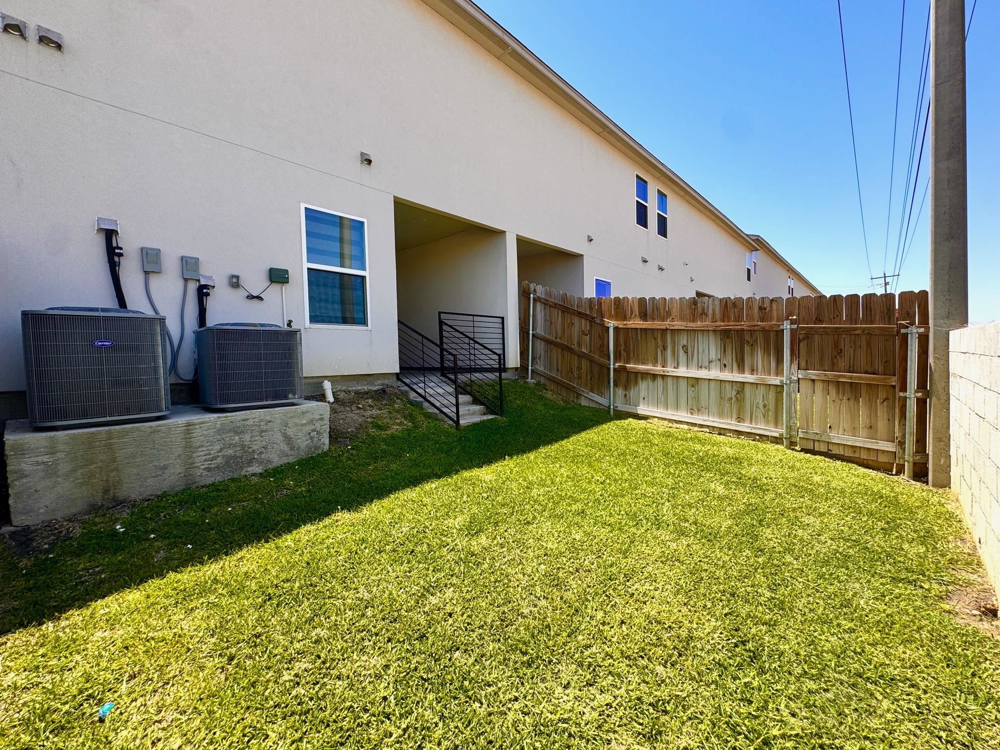 9913 Kaspar Dr. 9913 Property Photo 38