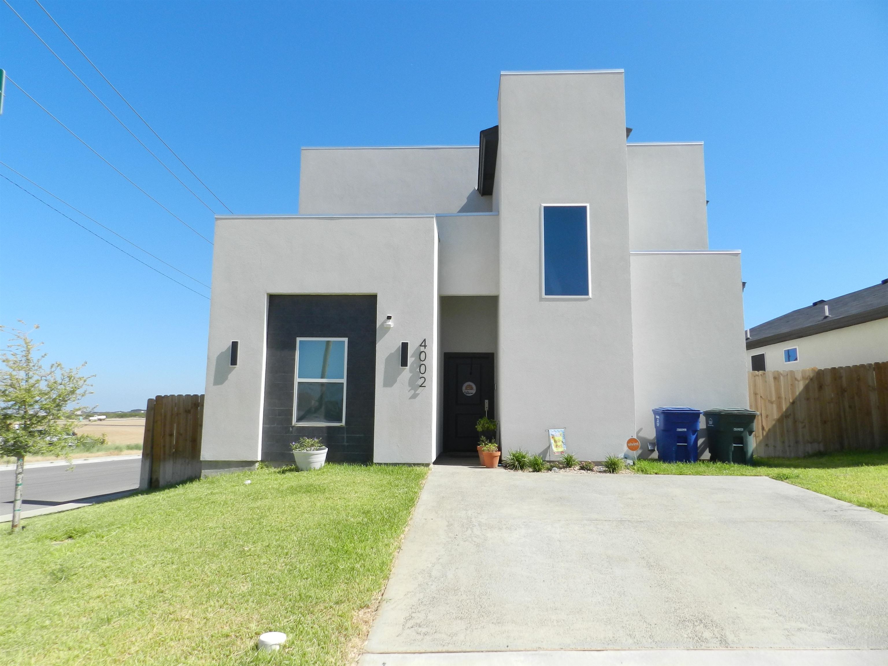 4002 Pavo Real Ln. Property Photo