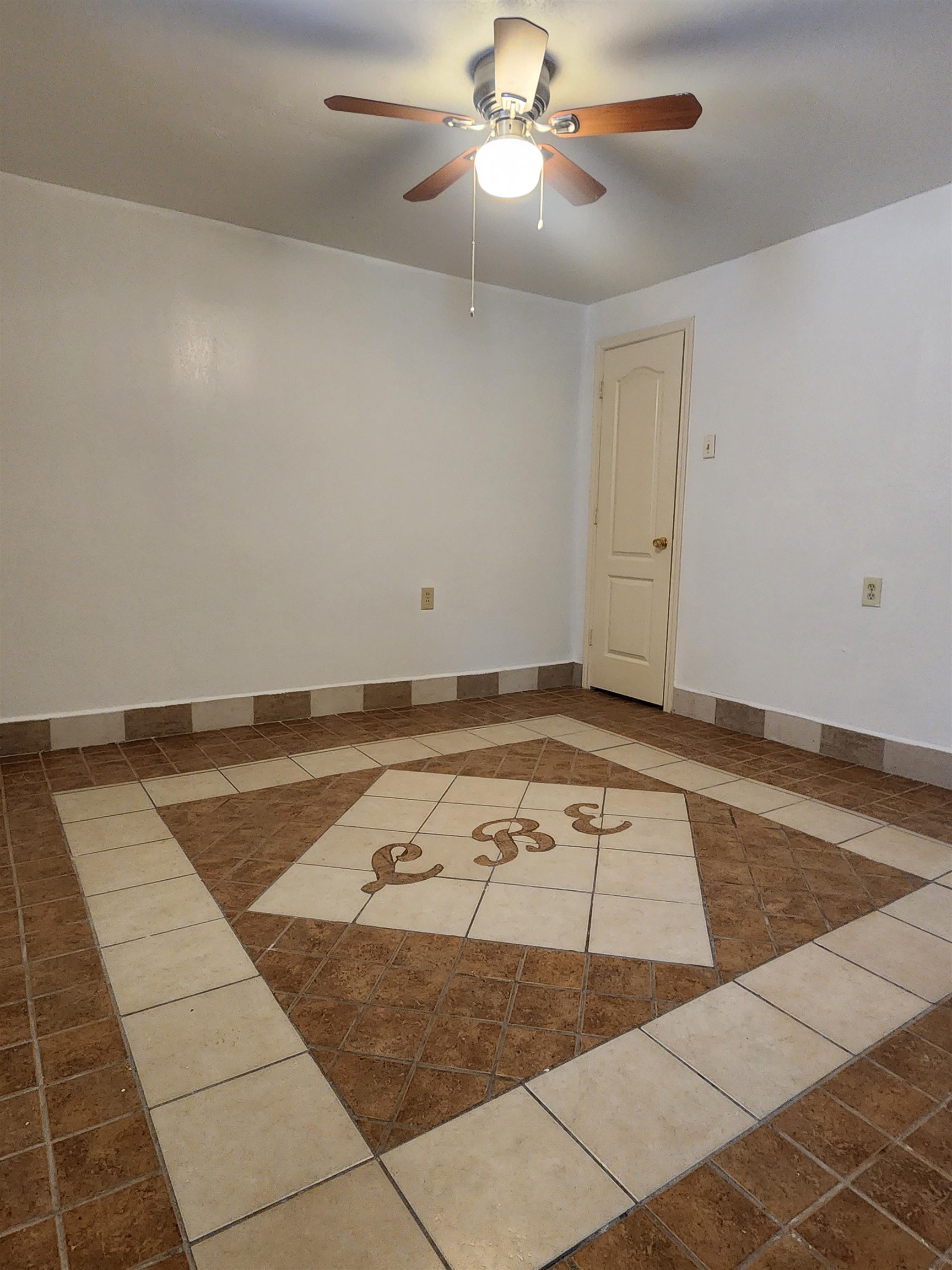 8513 Ontario Lp Property Photo 11