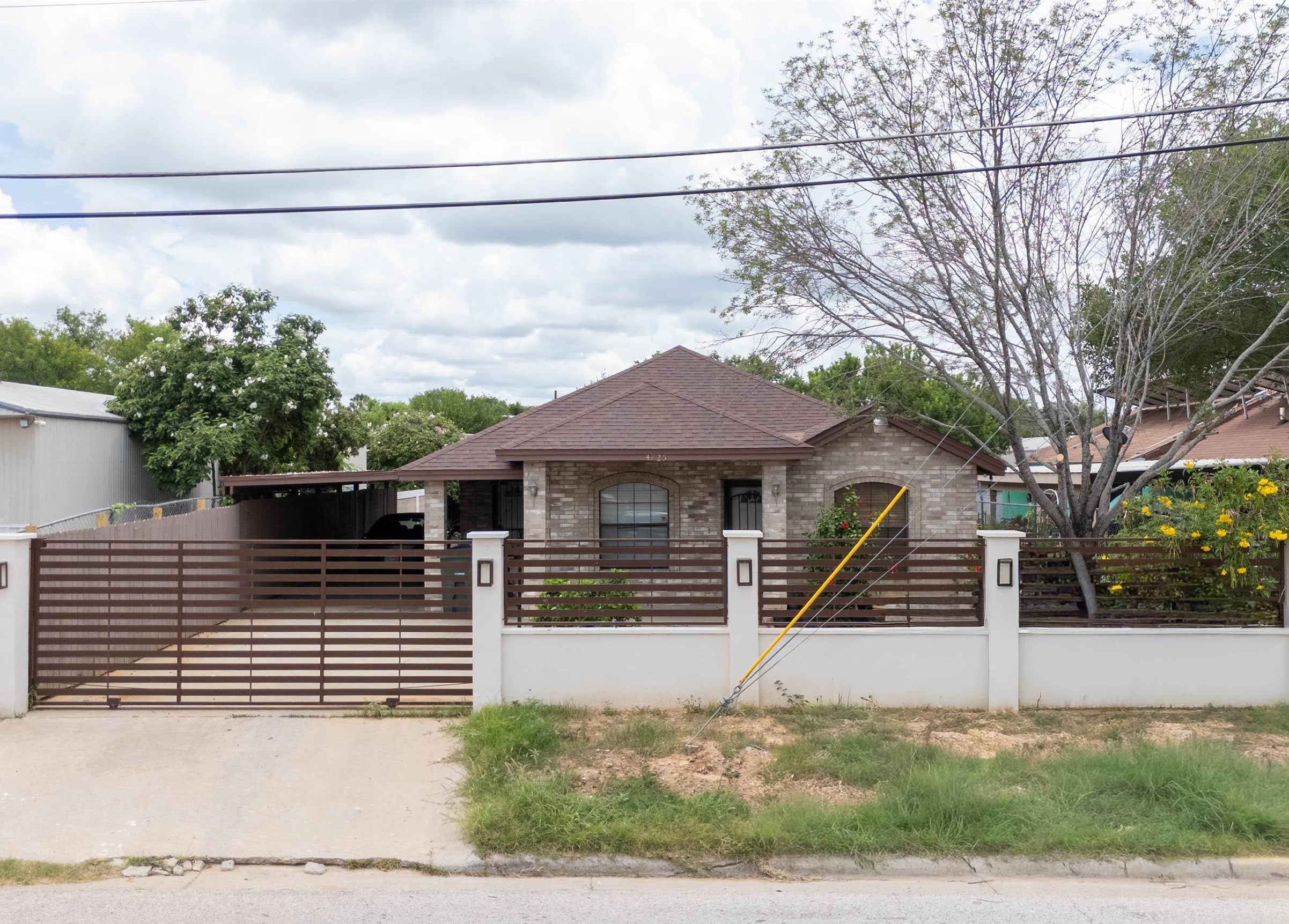 4725 San Rafael Ln