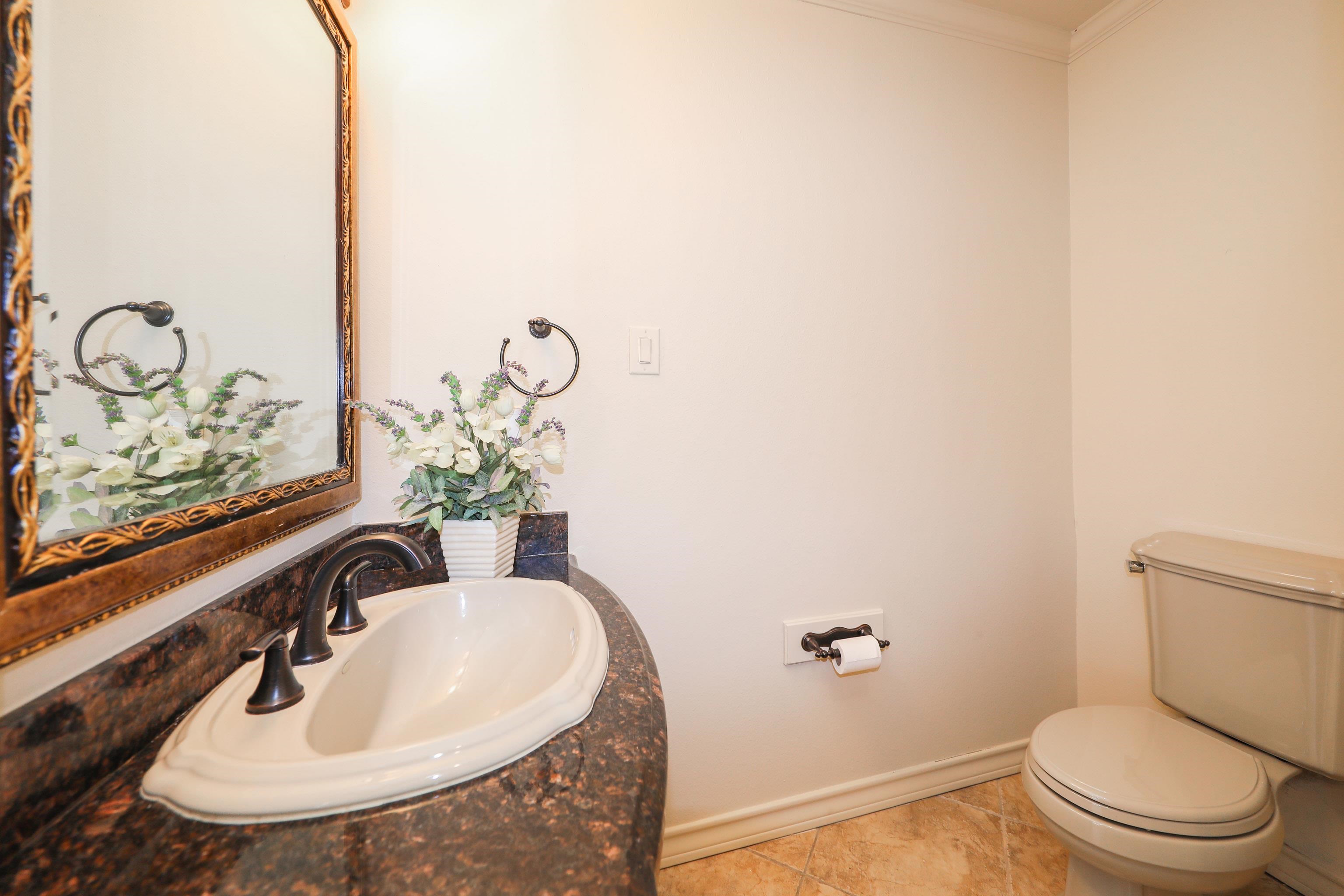 409 Longshadow Rd Property Photo 17