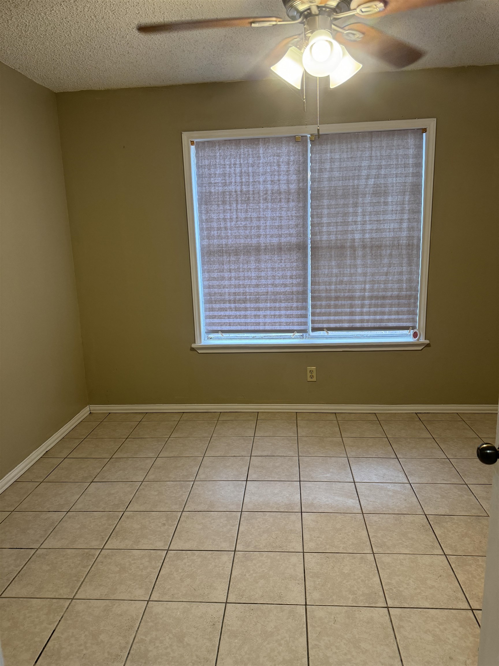 1805 San Agustin Ave A Property Photo 9