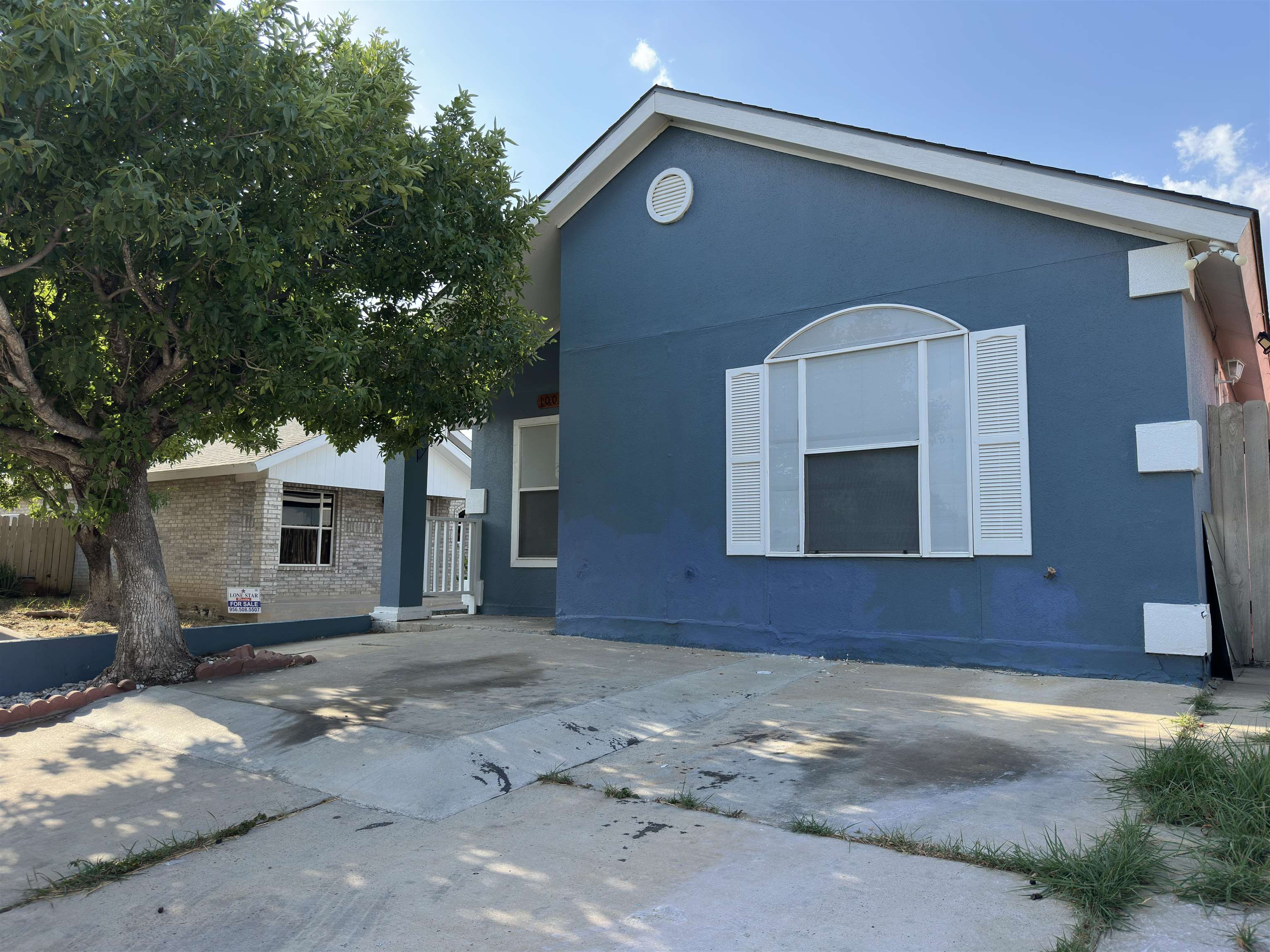 1004 Minutemen Dr Property Photo 2