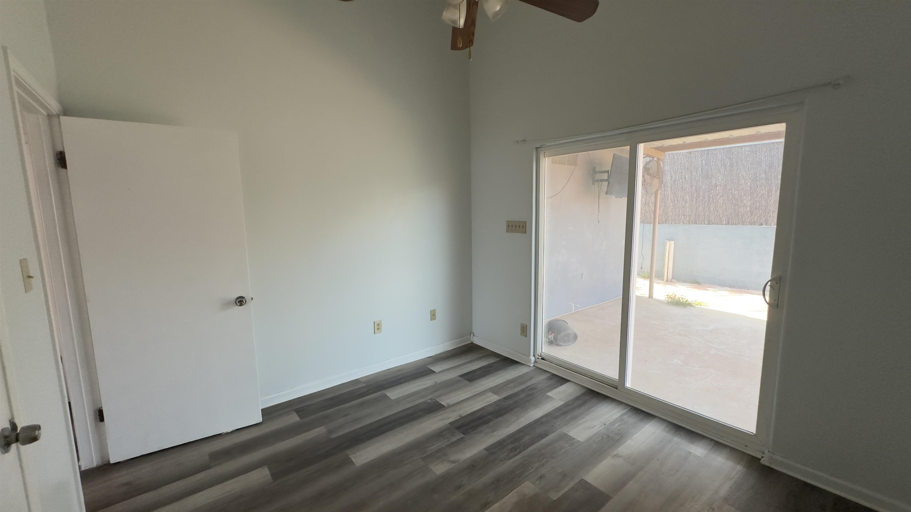 1004 Minutemen Dr Property Photo 11