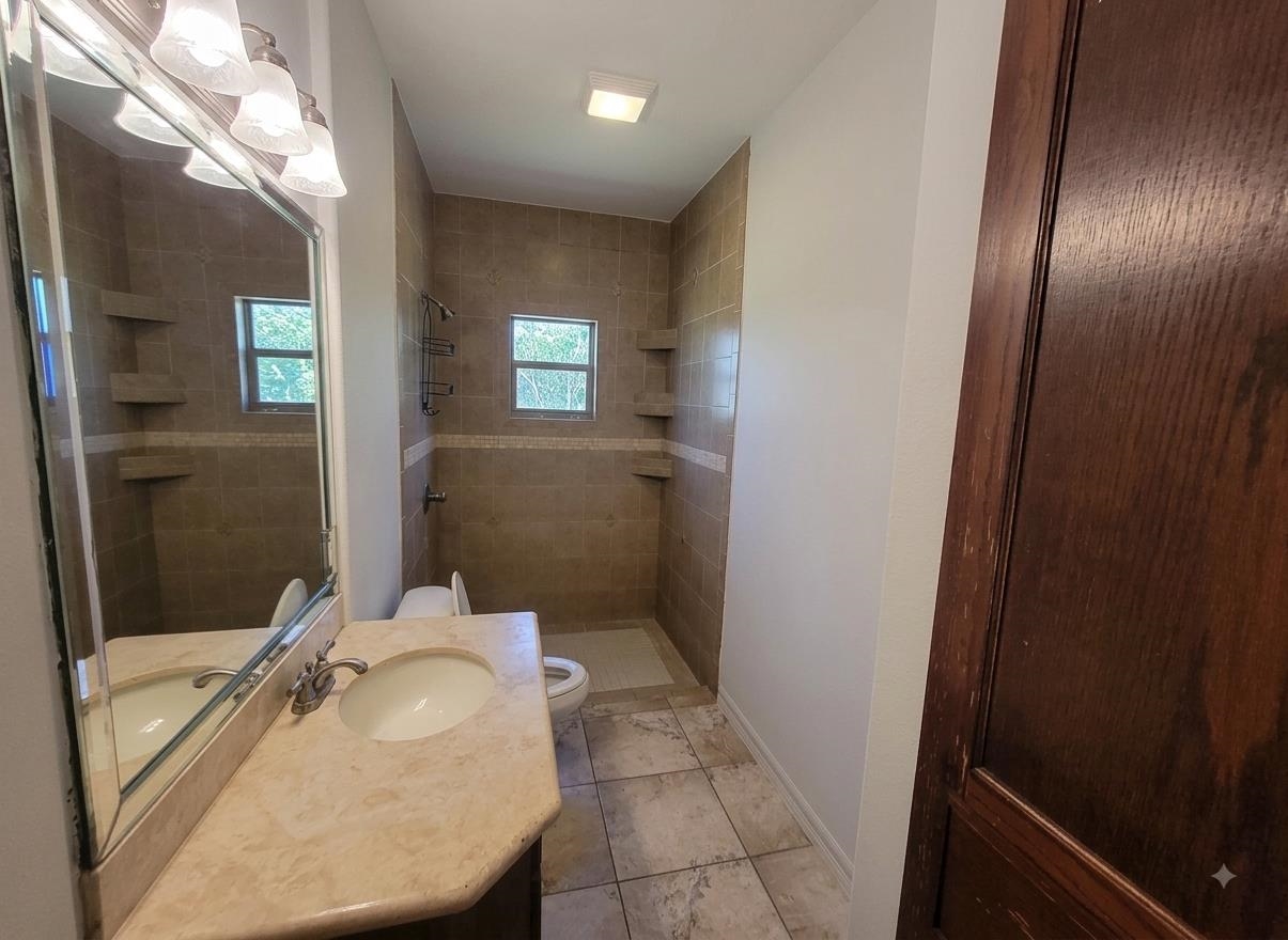 2024 Durango Ave Property Photo 7