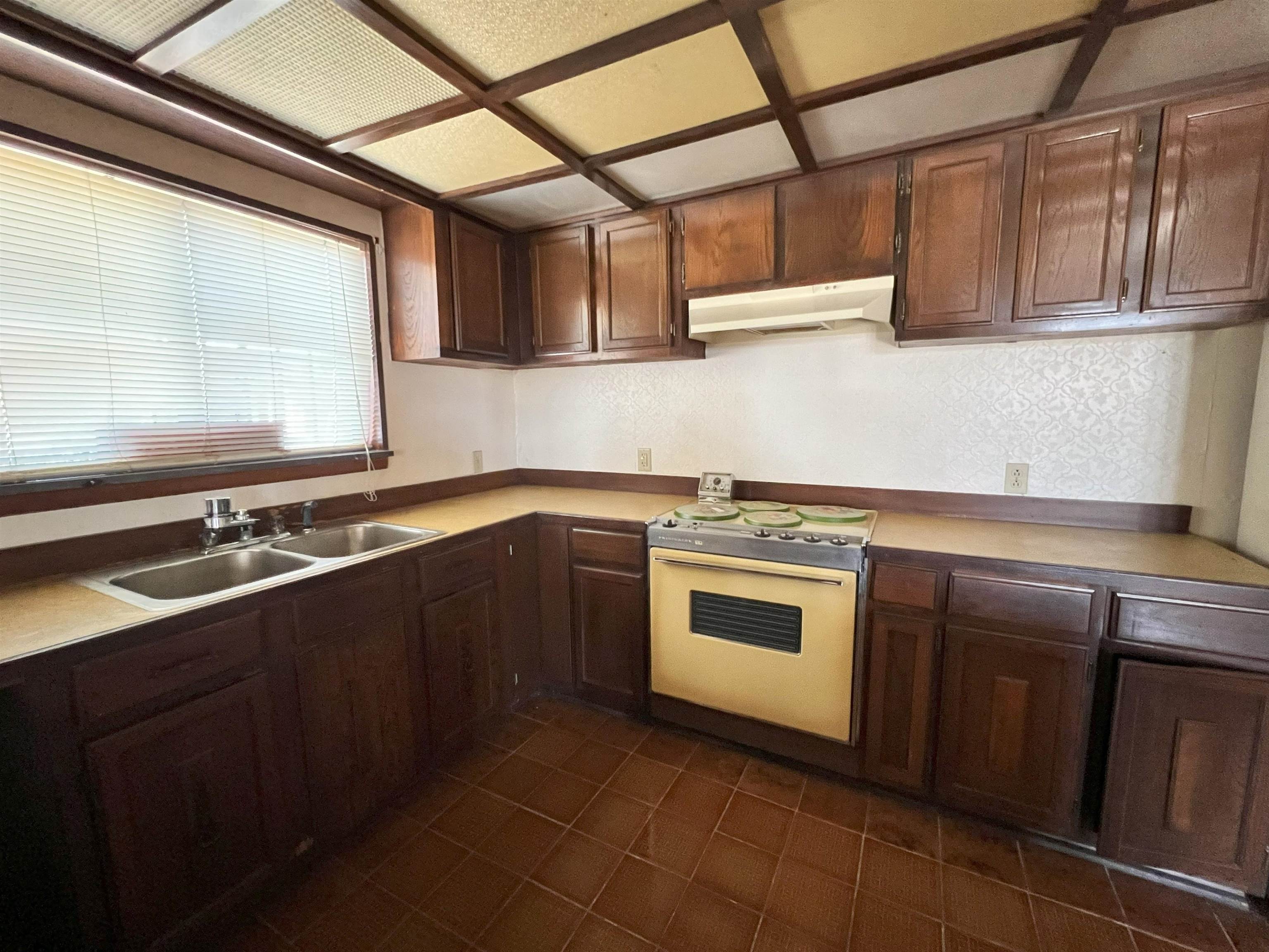 548 Cerrito Dr Property Photo 21
