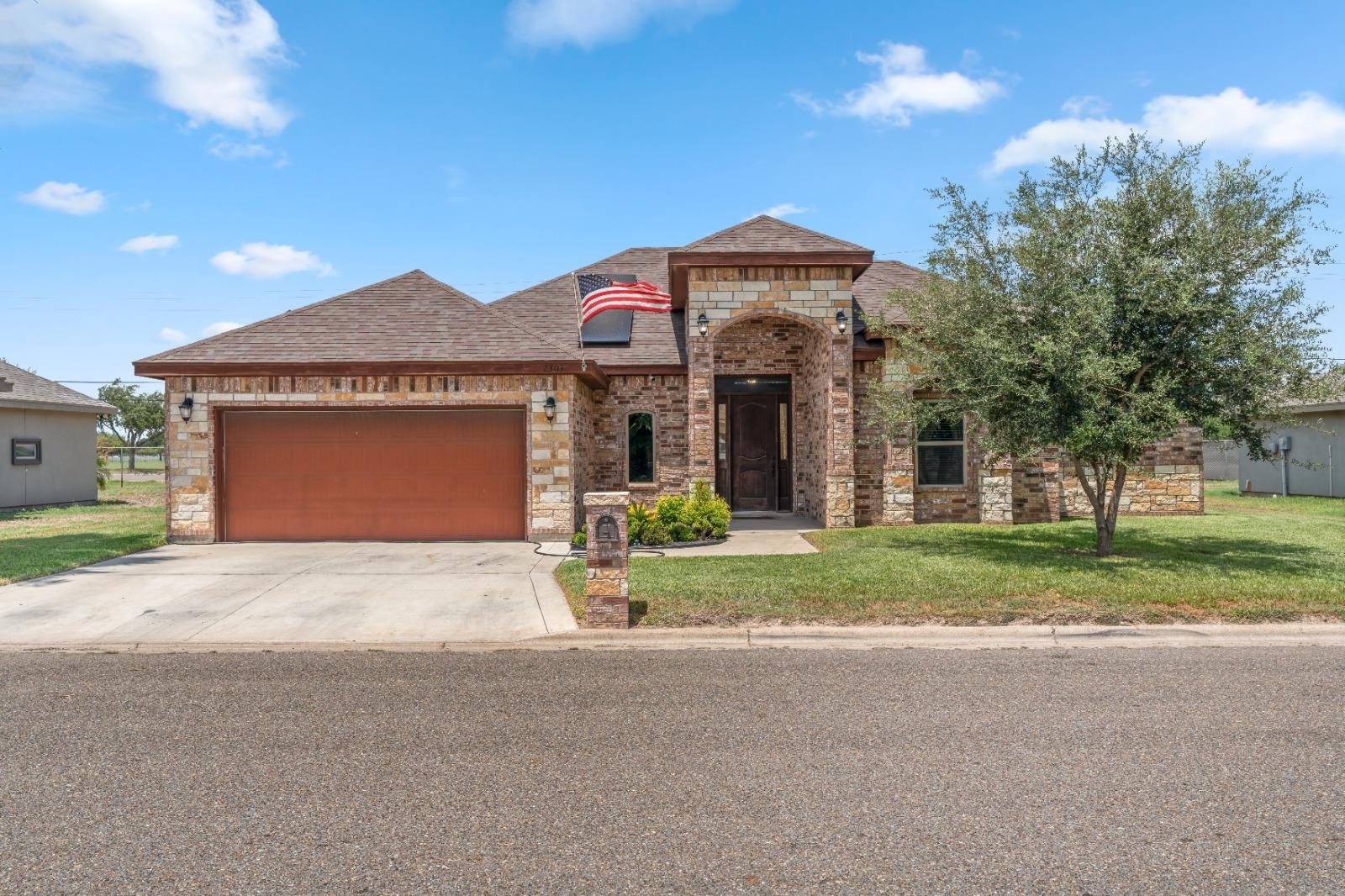 2303 Lake View Dr.