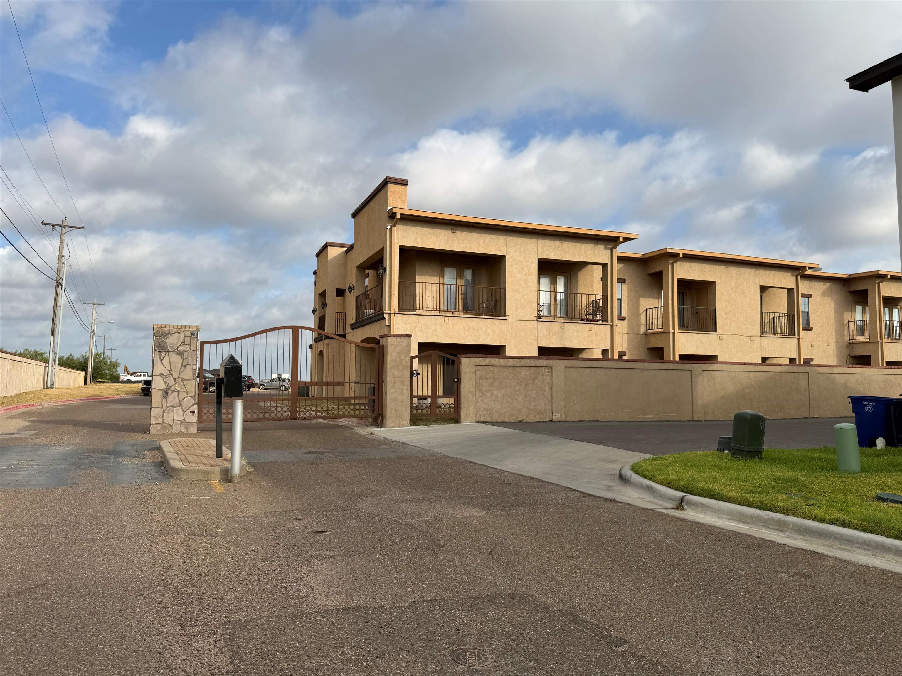 8216 Casa Verde Rd A110 Property Photo 3