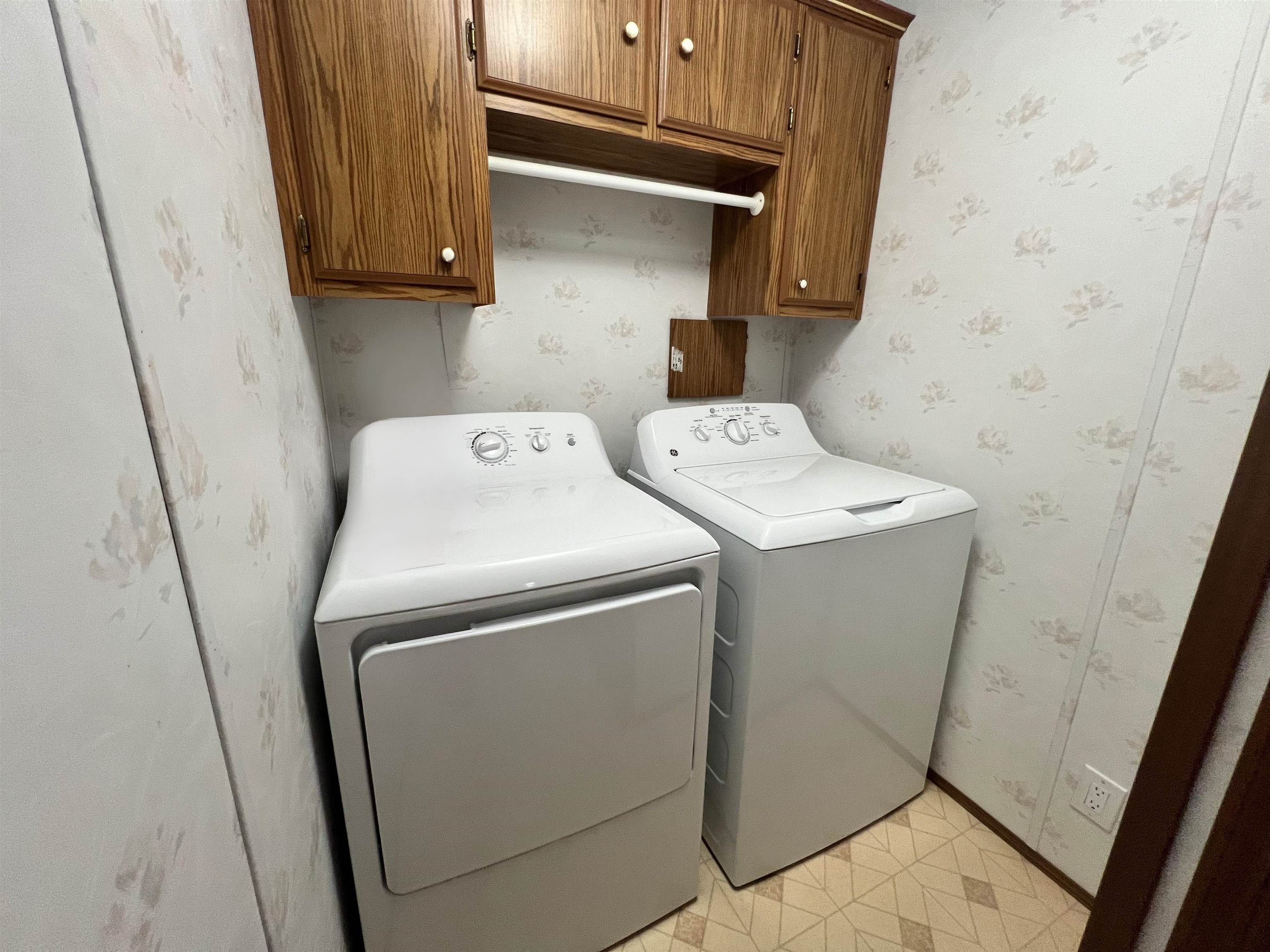 102 Autumn Ln. Property Photo 22