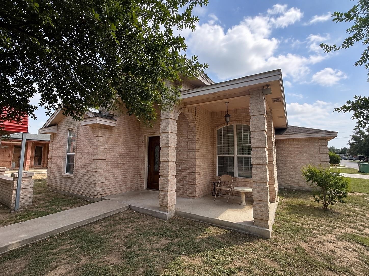 1902 Delmar St. Property Photo 3