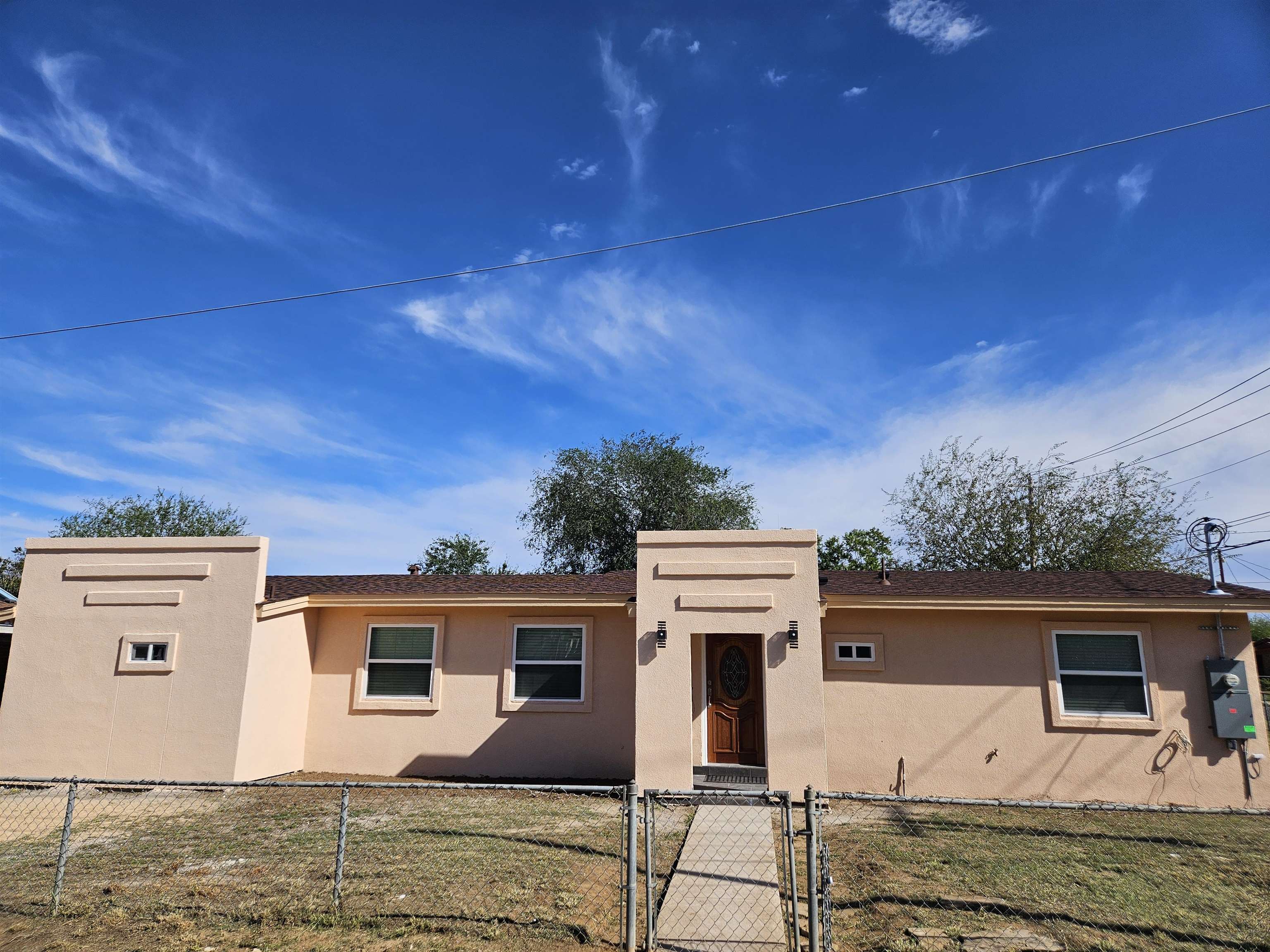 3901 Logan Ave Property Photo 1