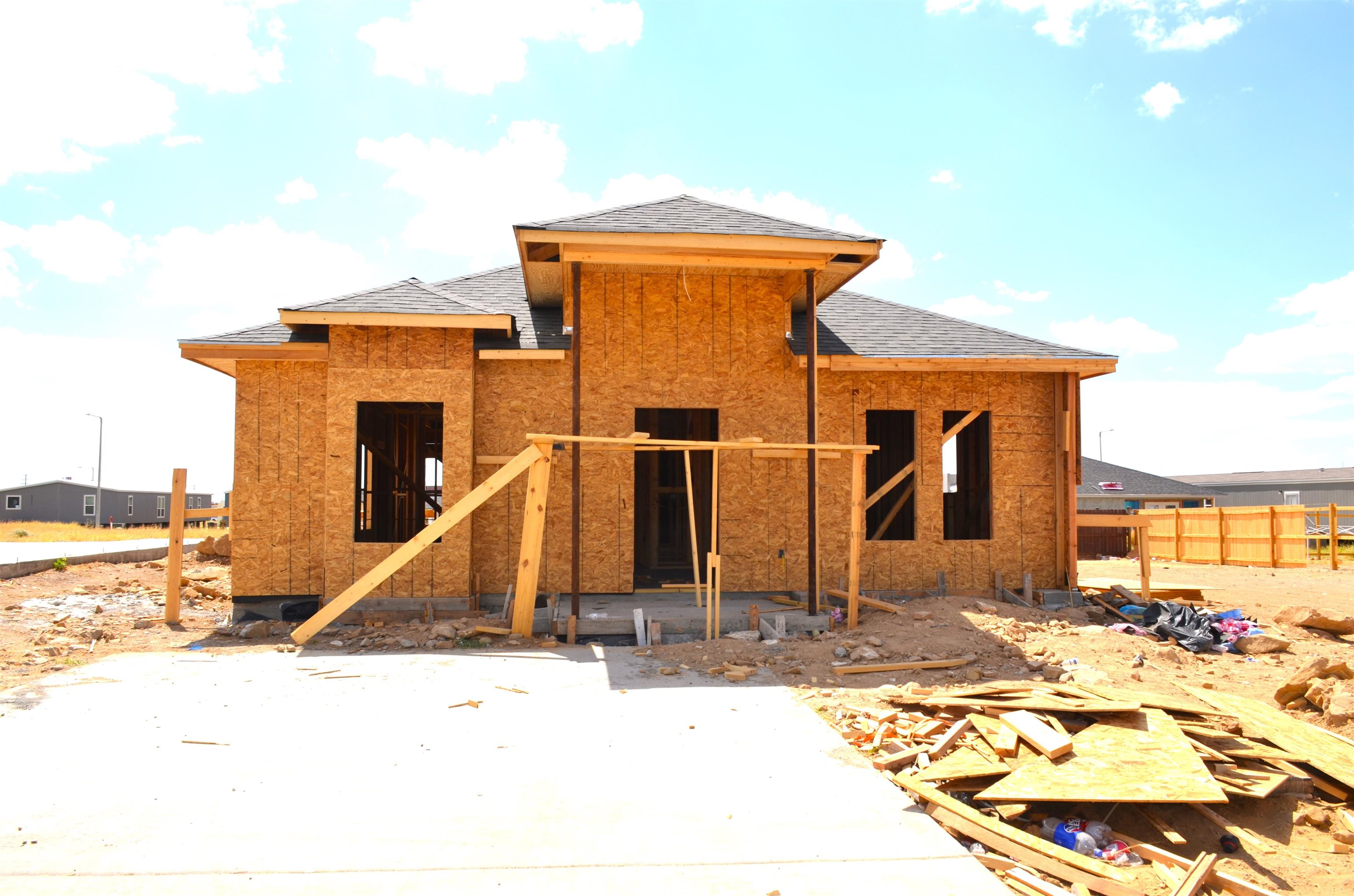 5020 Mariposa St. Property Photo 1