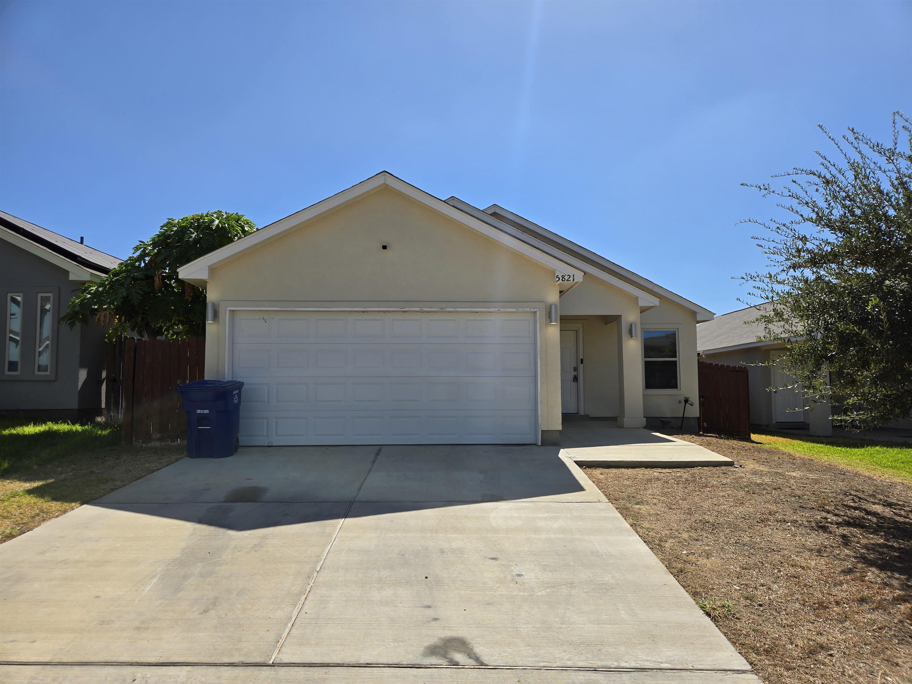 5821 Doctorado Dr. Property Photo 1