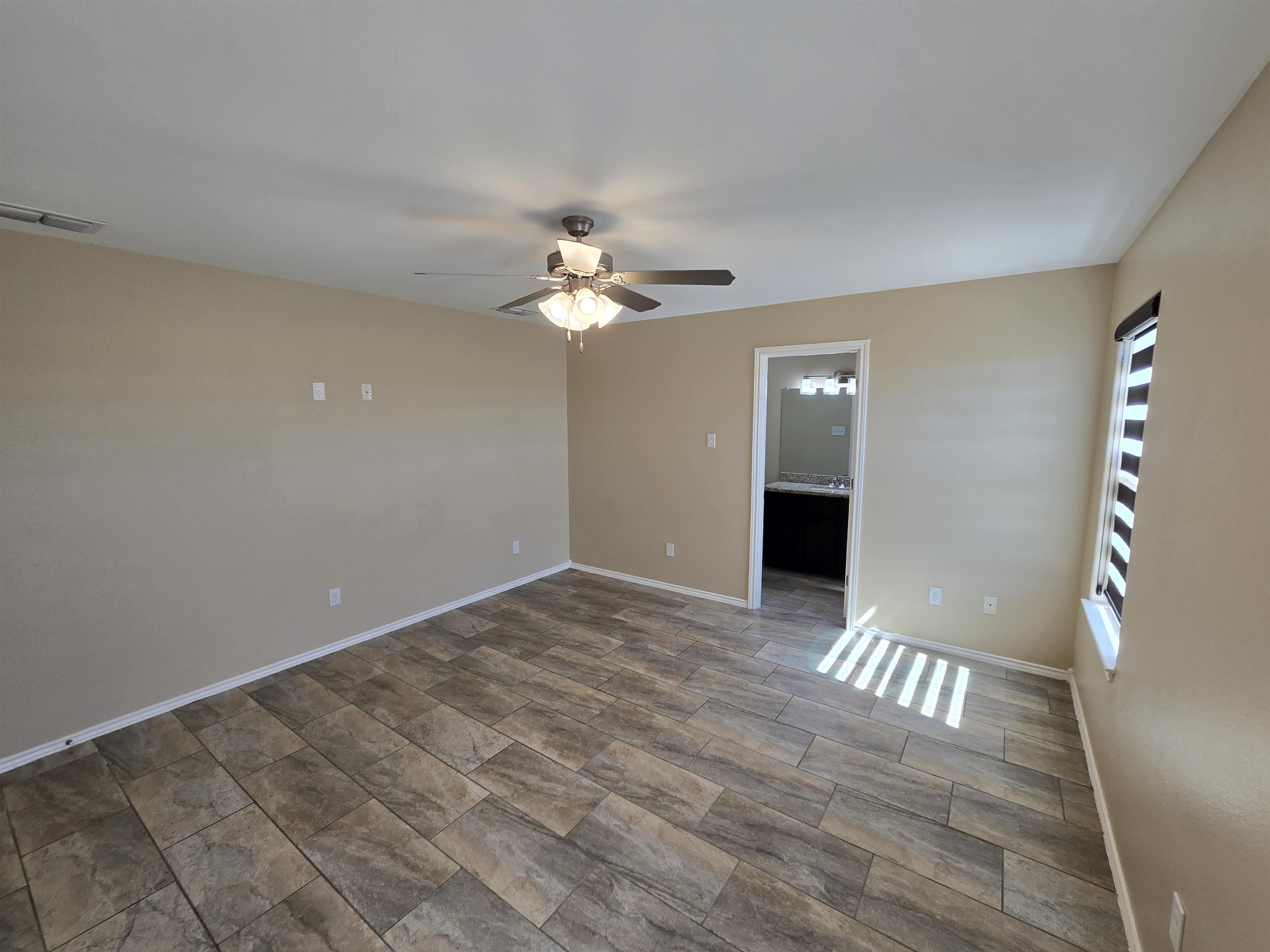 5821 Doctorado Dr. Property Photo 8