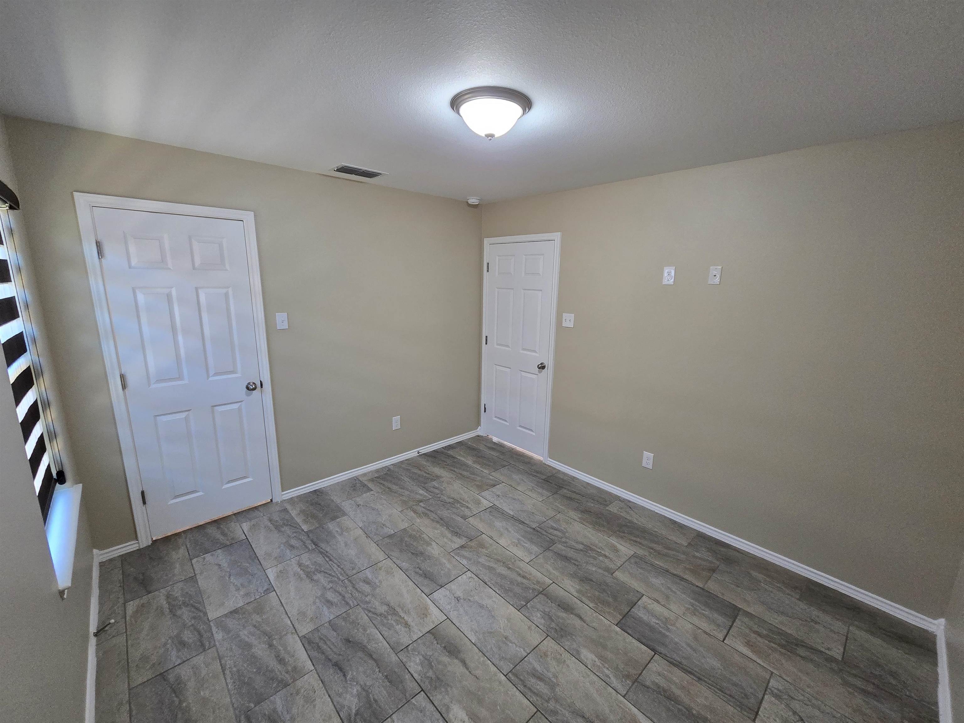 5821 Doctorado Dr. Property Photo 14