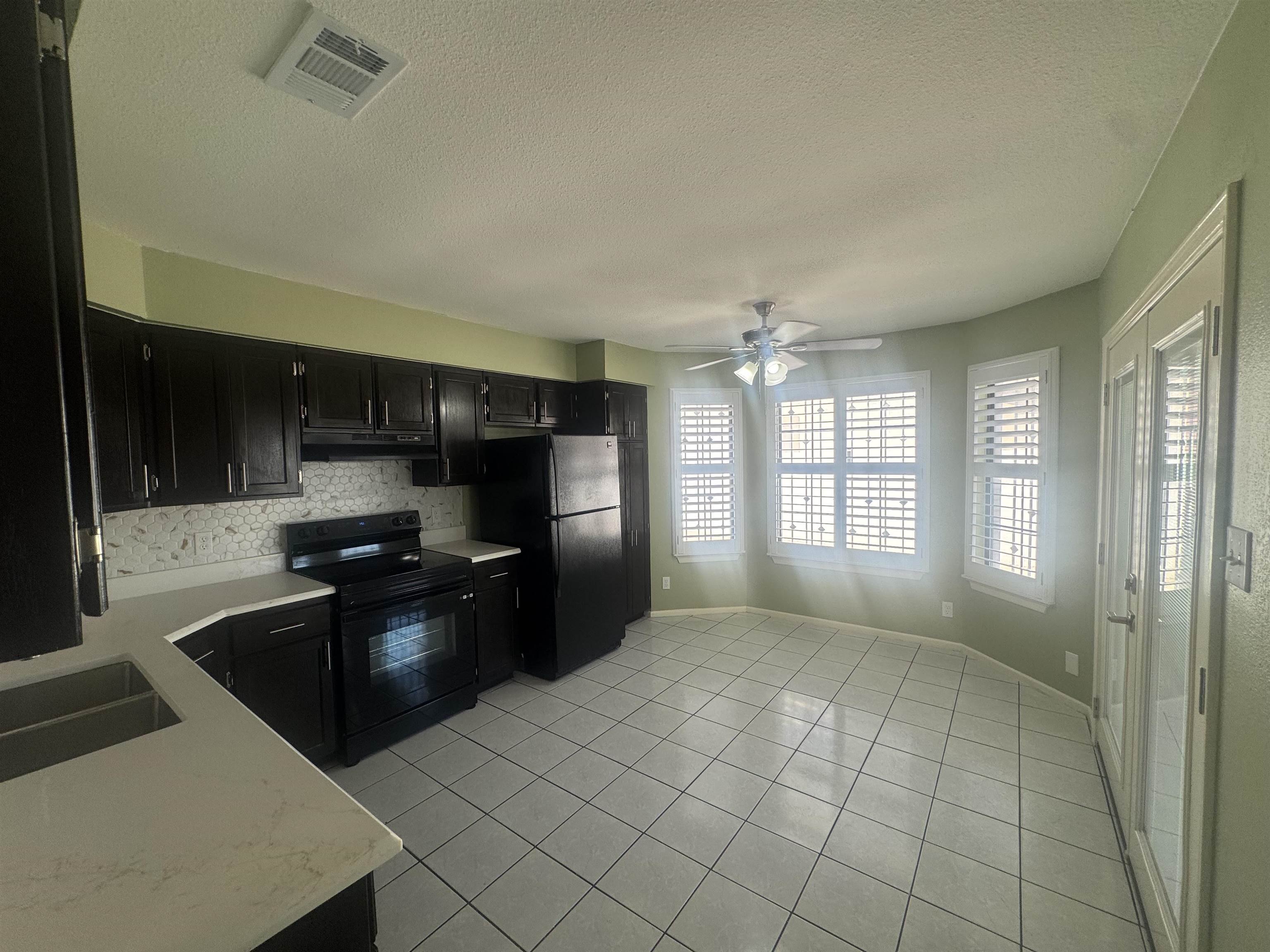 247 Northpoint Dr Property Photo 5