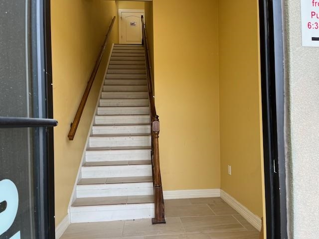 2715 E Del Mar Blvd Property Photo 5