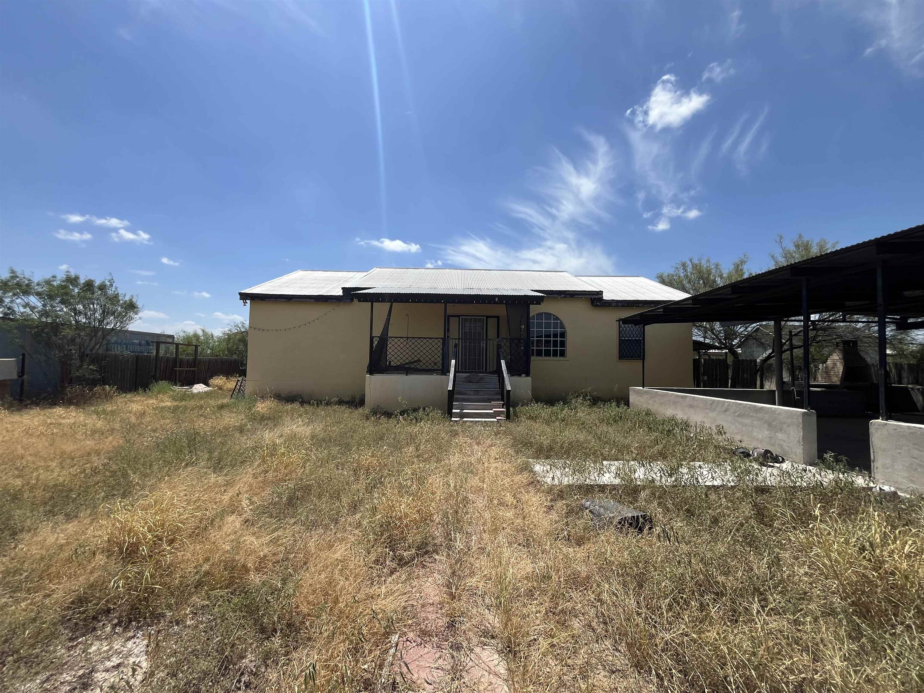 304 Camino Bolivar Property Photo 1