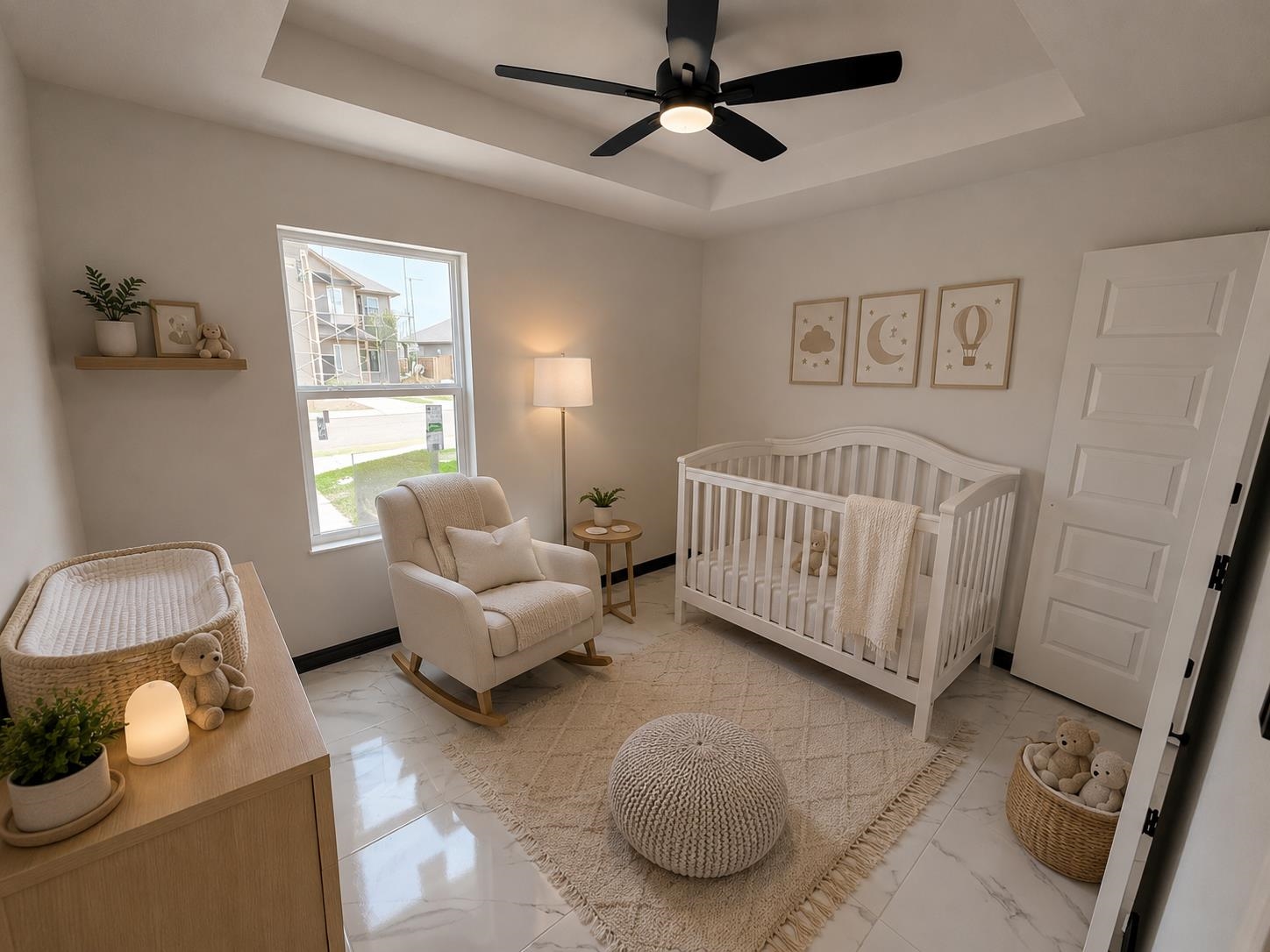 5059 Luna Grande Lp. Property Photo 6