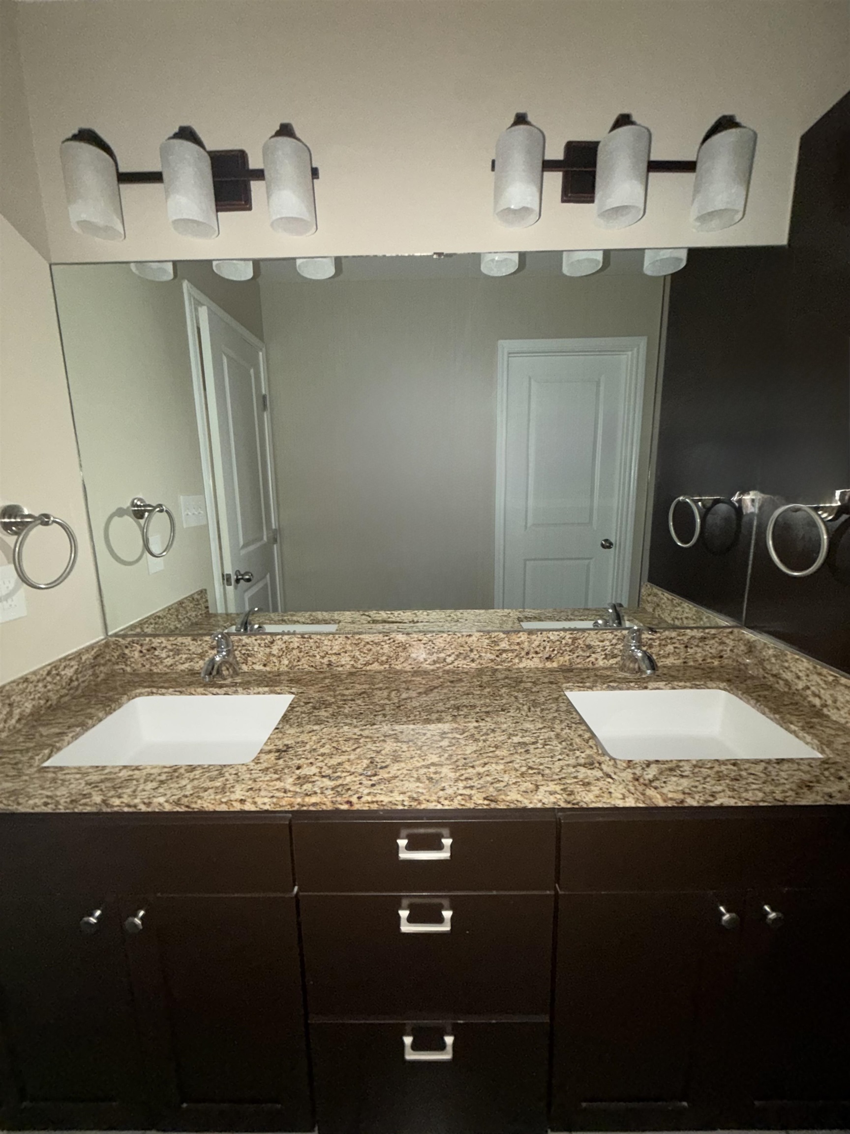 5310 Hacienda Ln Property Photo 12