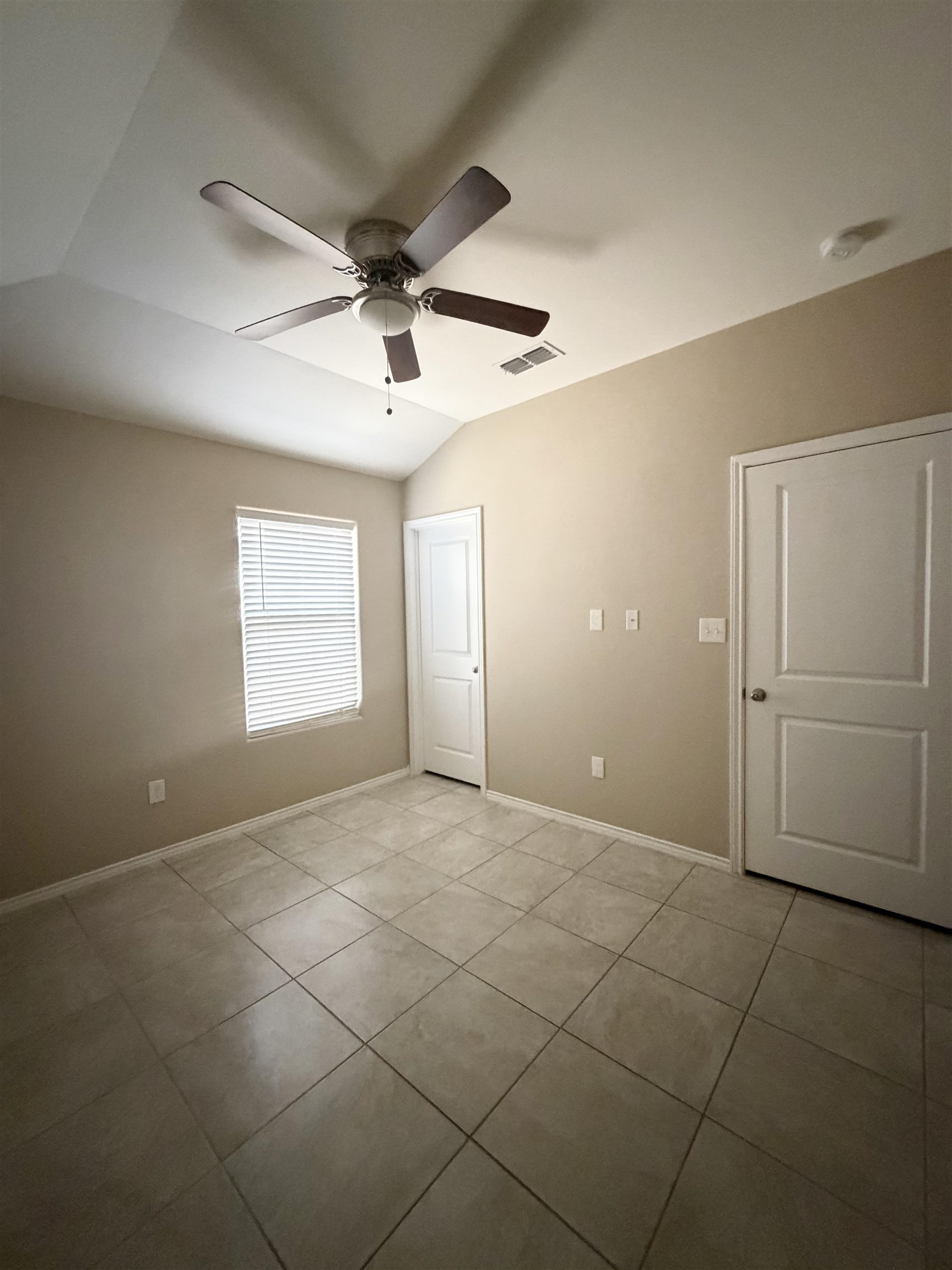 5310 Hacienda Ln Property Photo 17