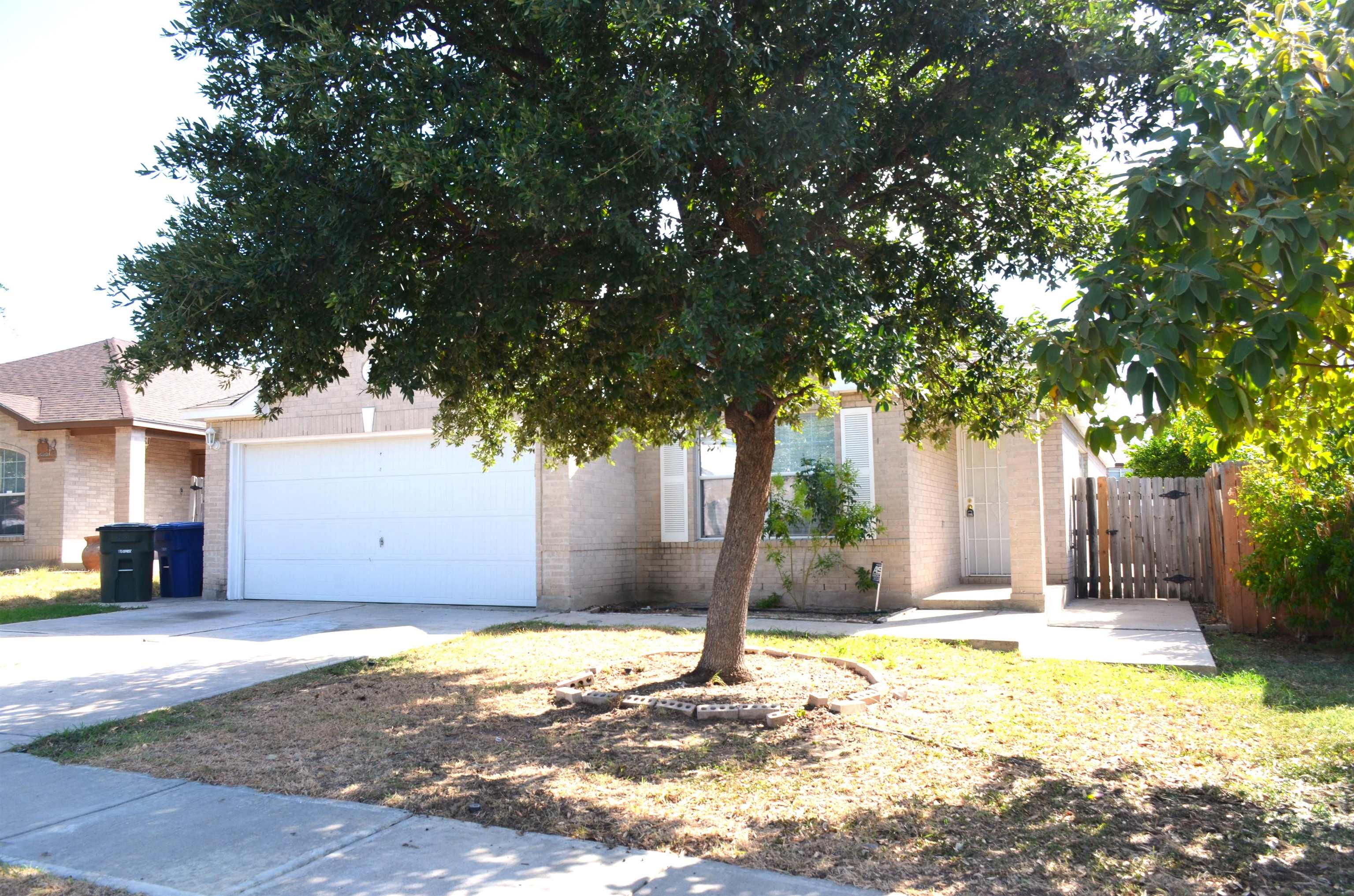 520 Gandara Dr Property Photo 1