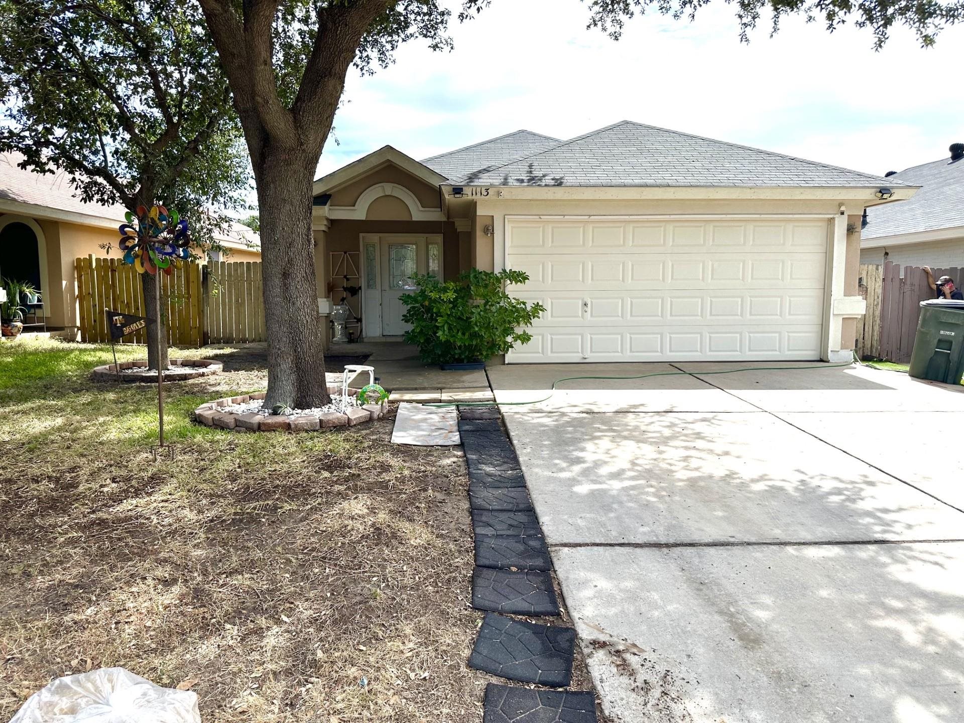 11133 Escandon Dr Property Photo 1