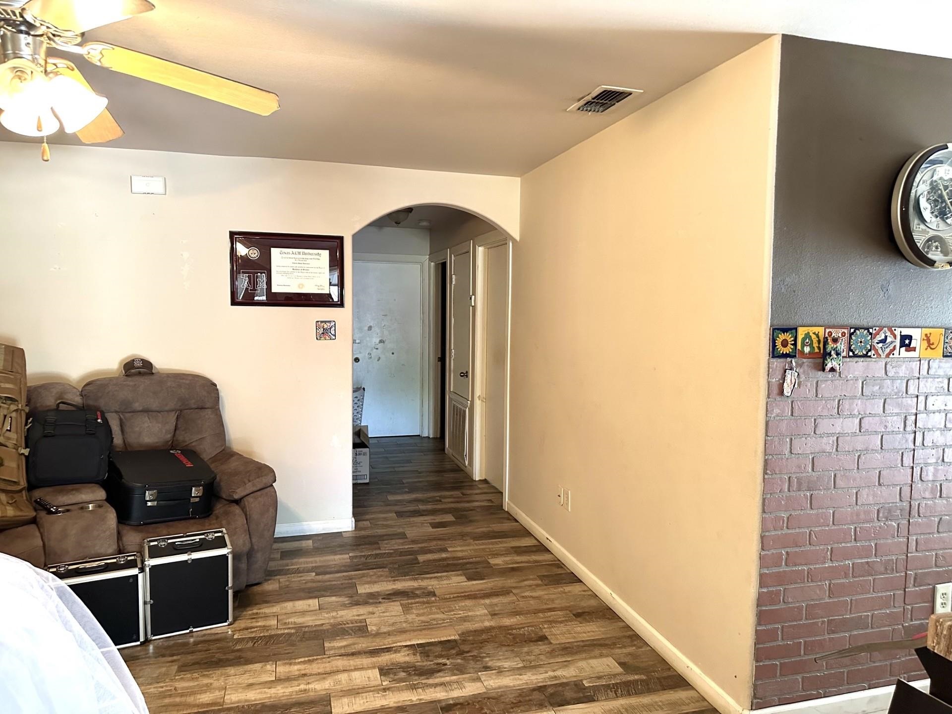 11133 Escandon Dr Property Photo 6