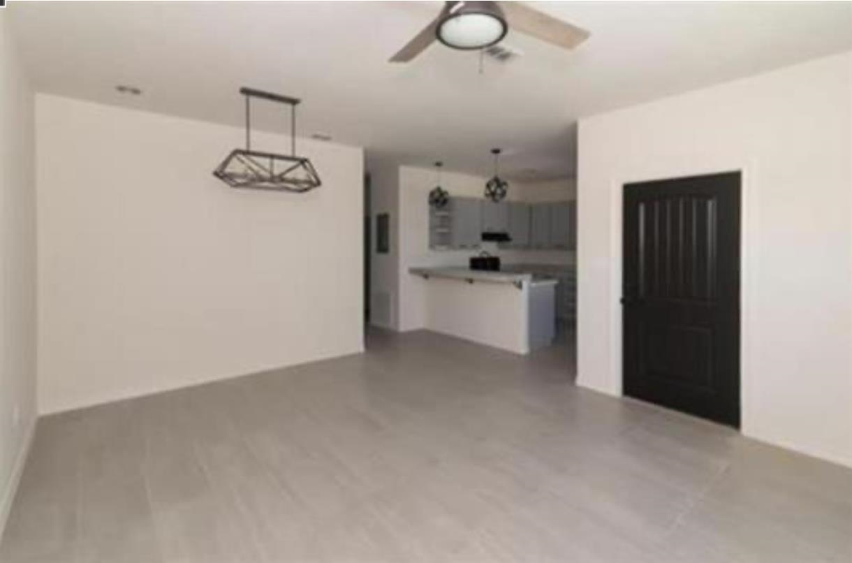 7608 Rocio Dr 6 Property Photo 2