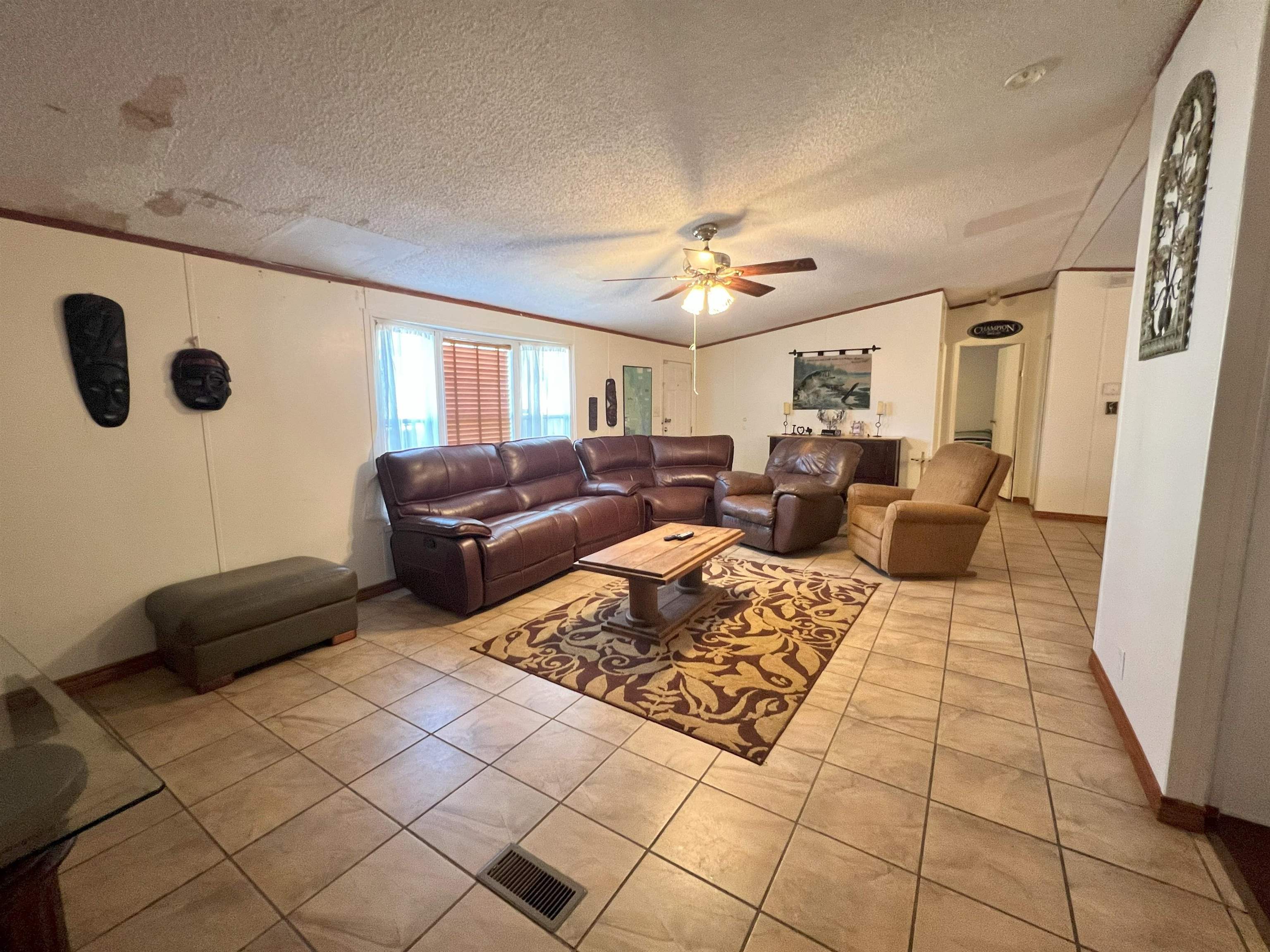 1809 Siesta Ln Property Photo 11