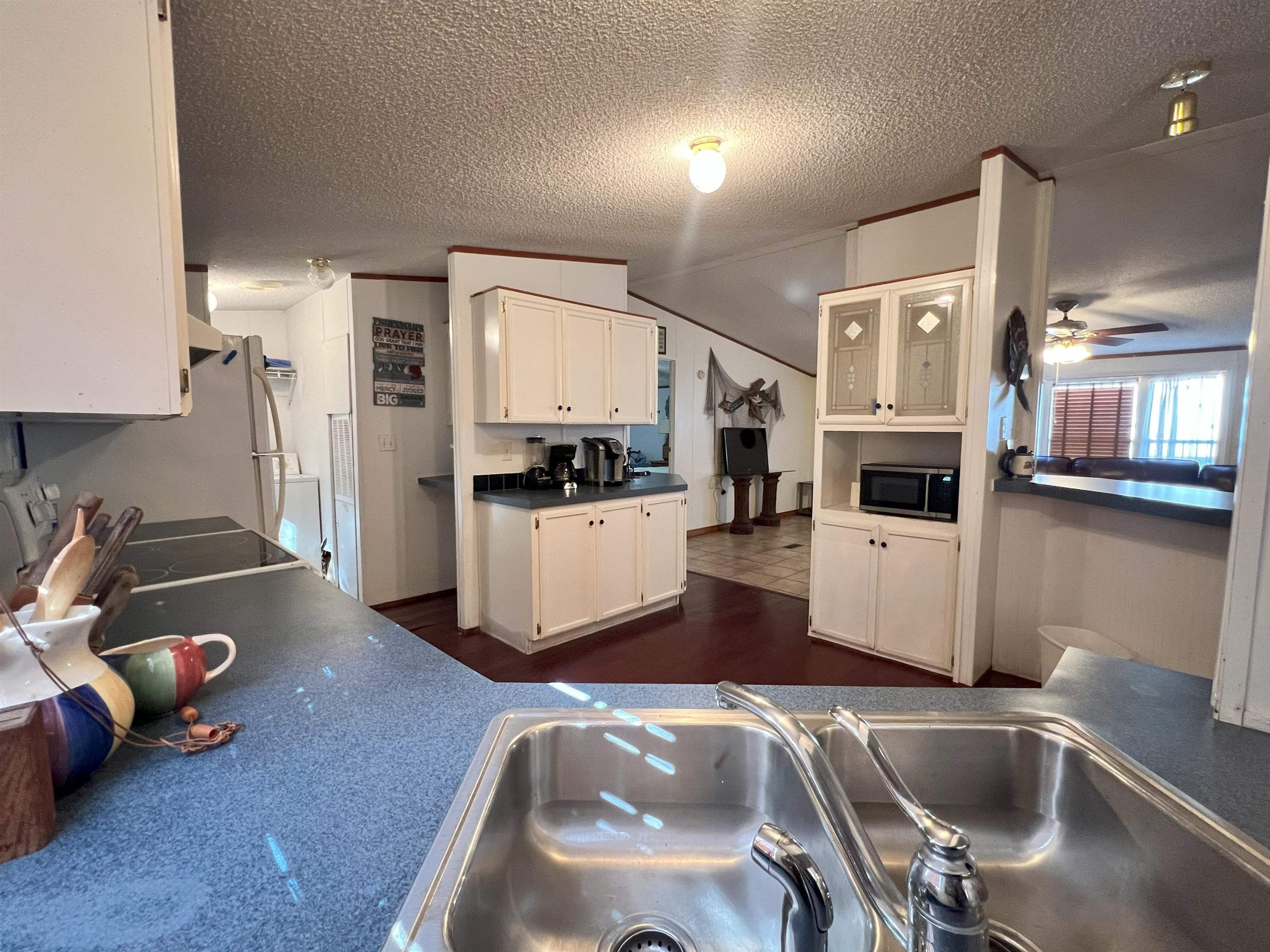 1809 Siesta Ln Property Photo 15