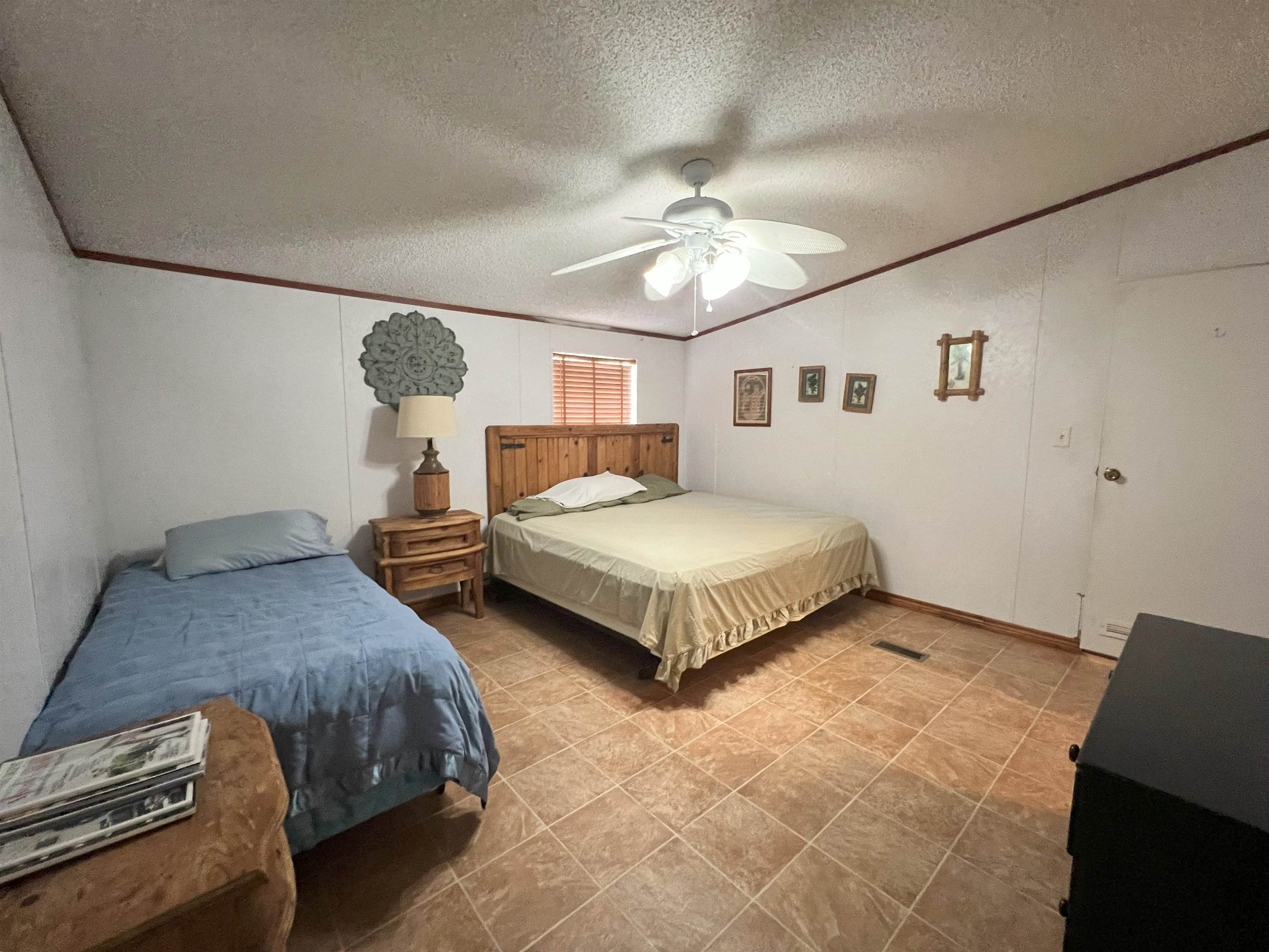 1809 Siesta Ln Property Photo 22