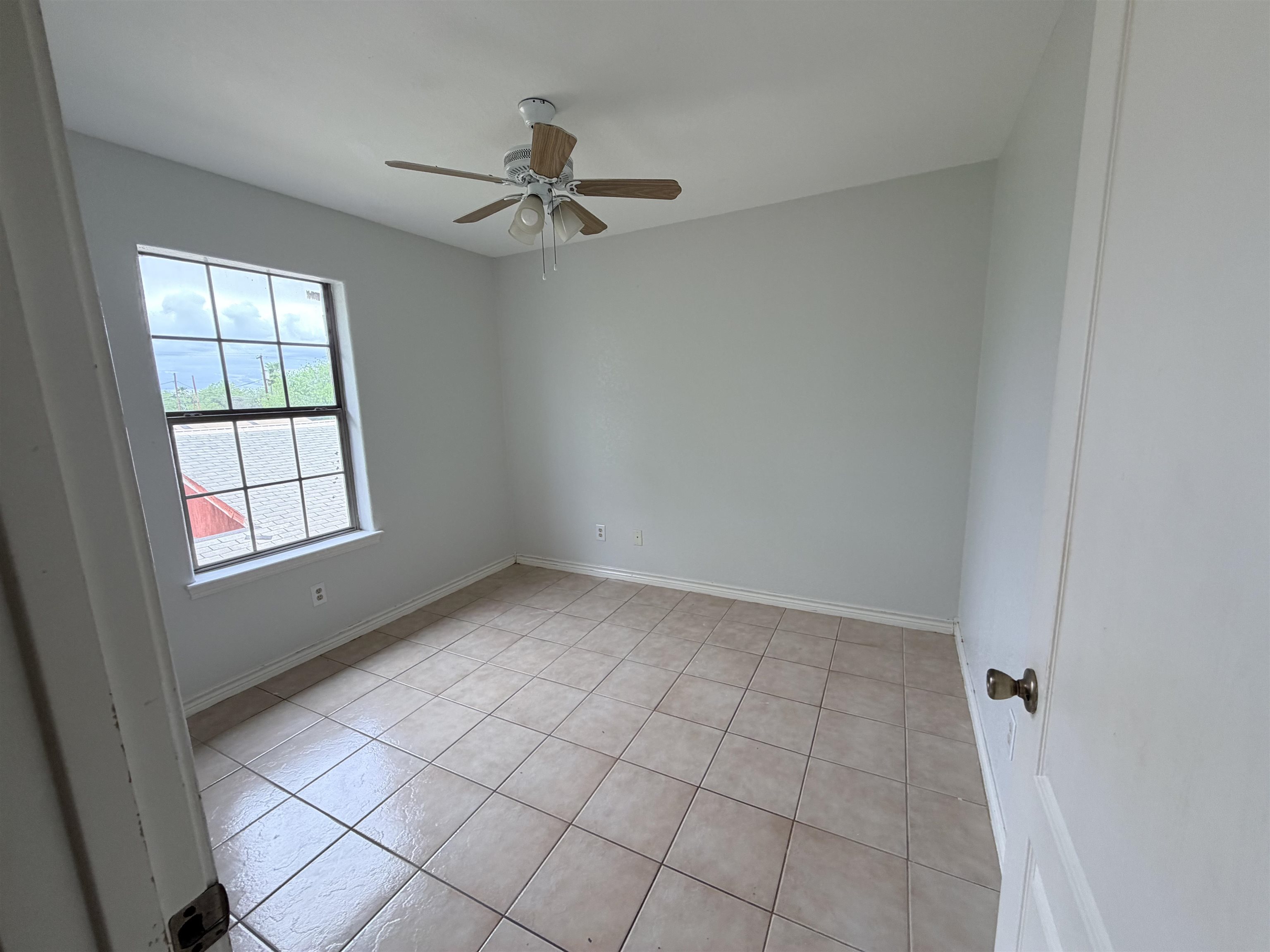 3310 Louisiana Ave 3 Property Photo 8