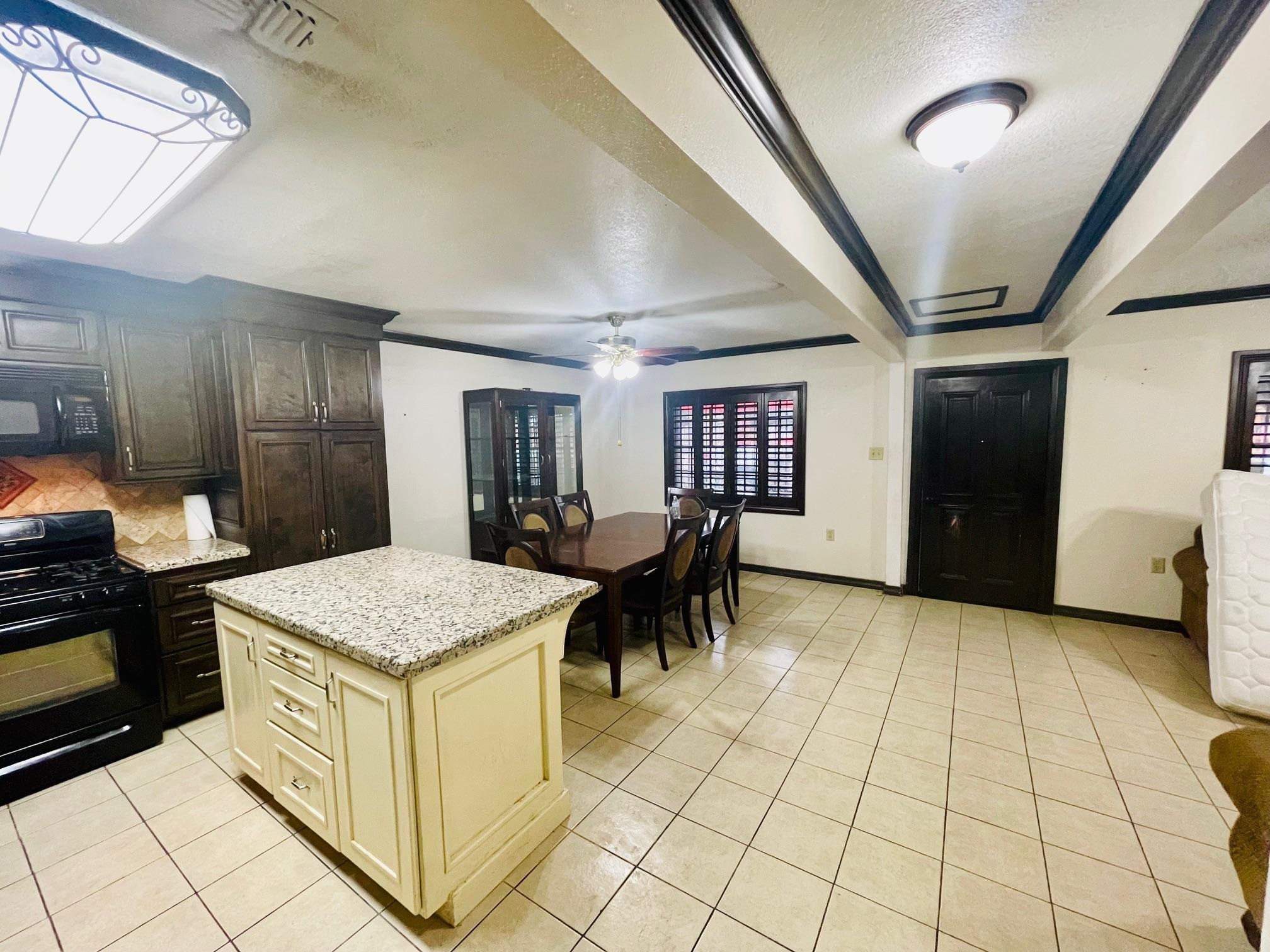 1503 Chicago St Property Photo 8