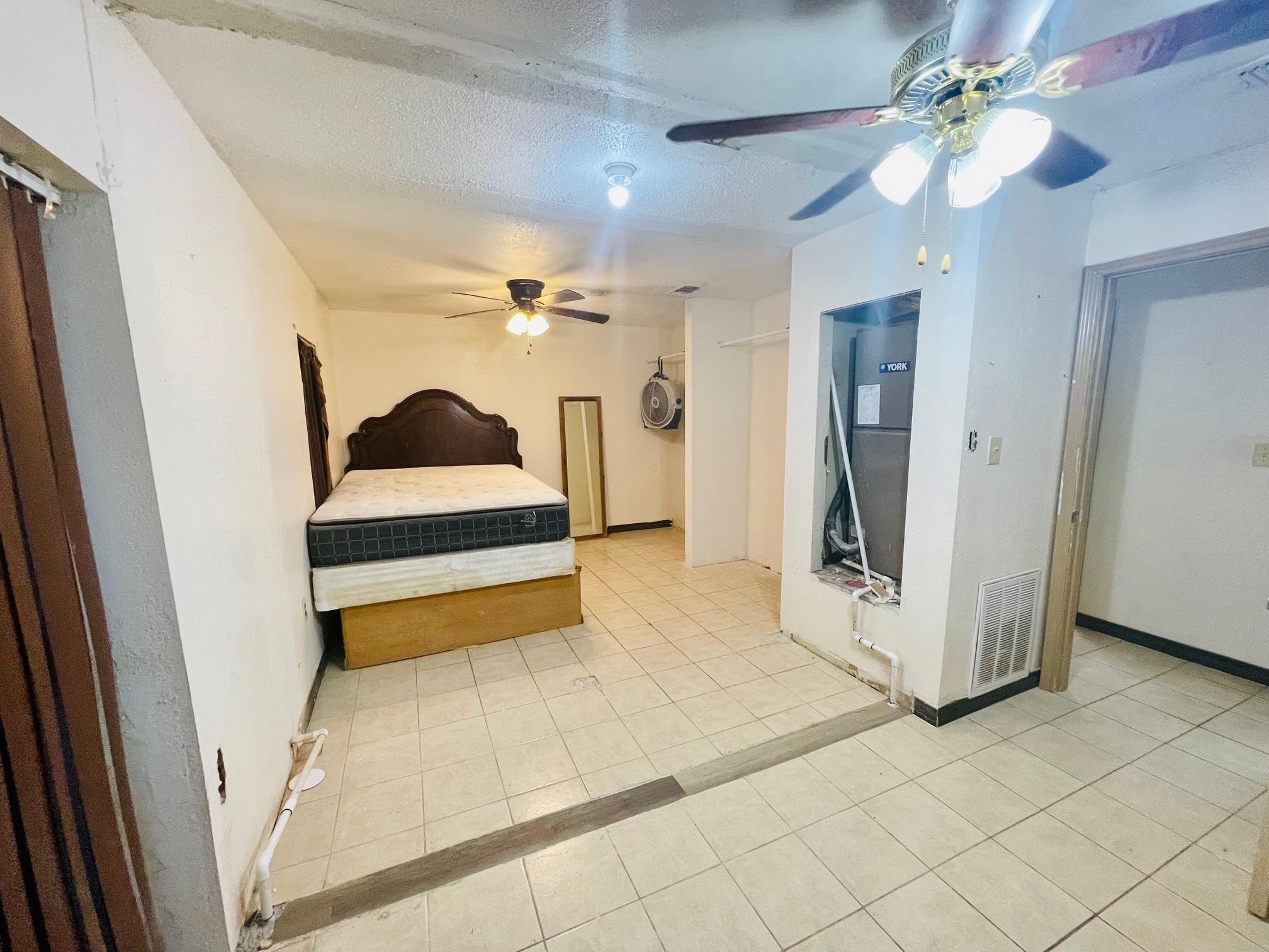1503 Chicago St Property Photo 12