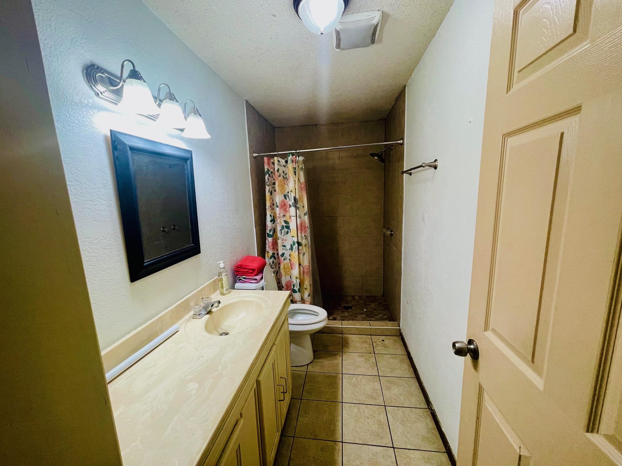 1503 Chicago St Property Photo 14